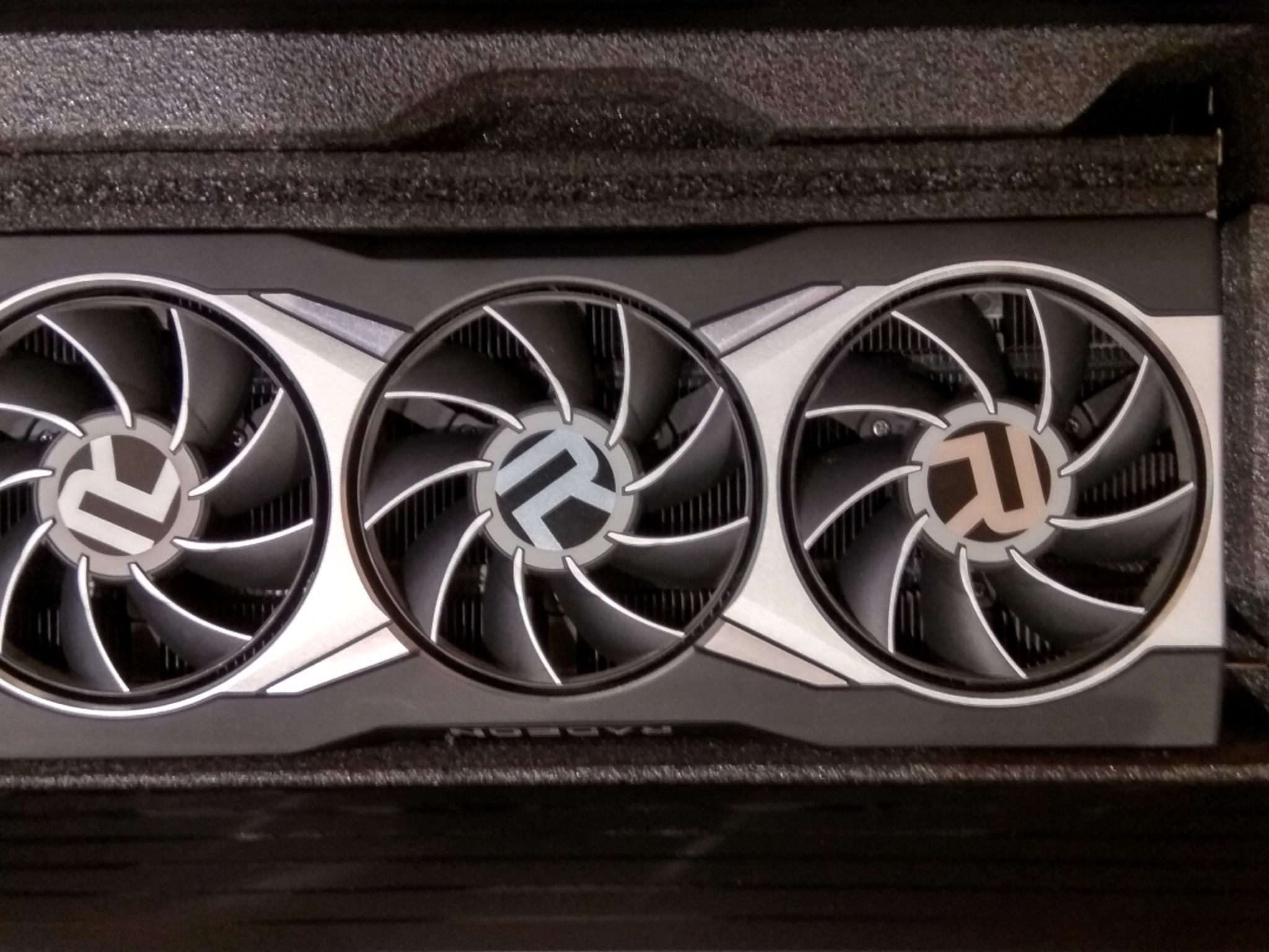 AMD Radeon RX 6900 XT