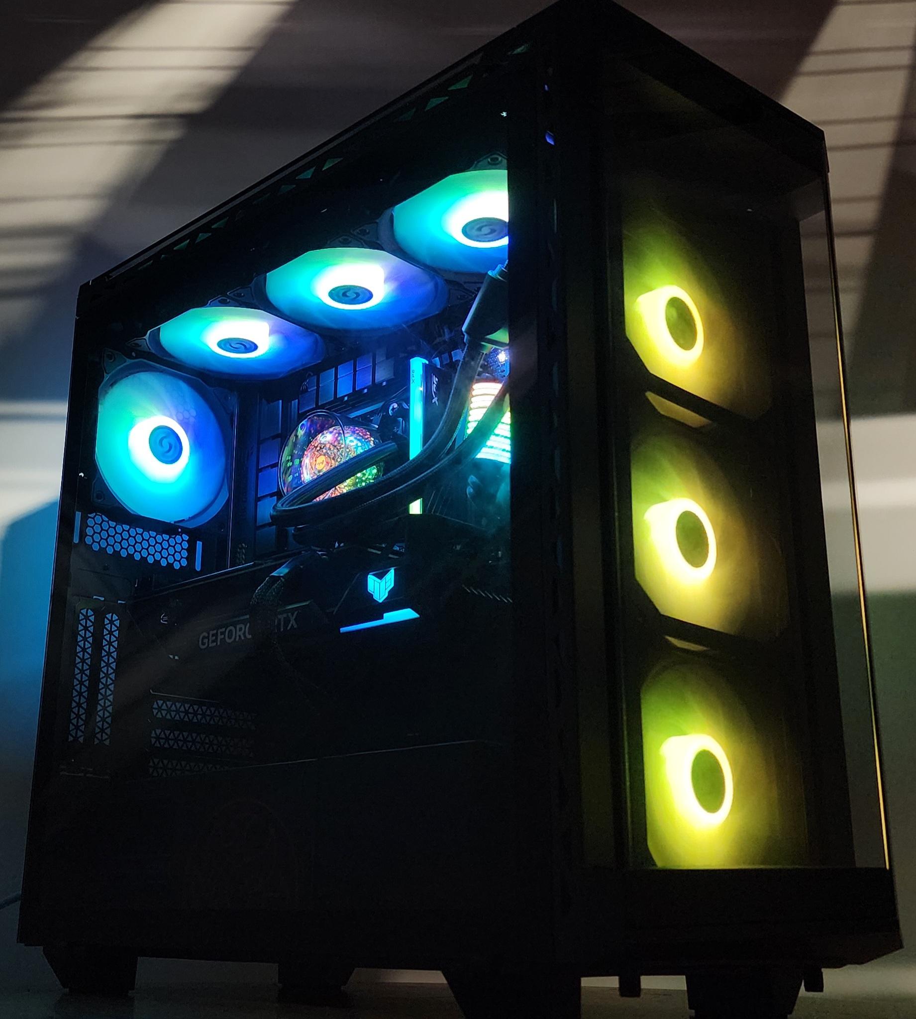 Gaming PC Ryzen 7 7700X 16GB RAM 1TB SSD RTX 4070 Ti 12GB Windows 11 Computer