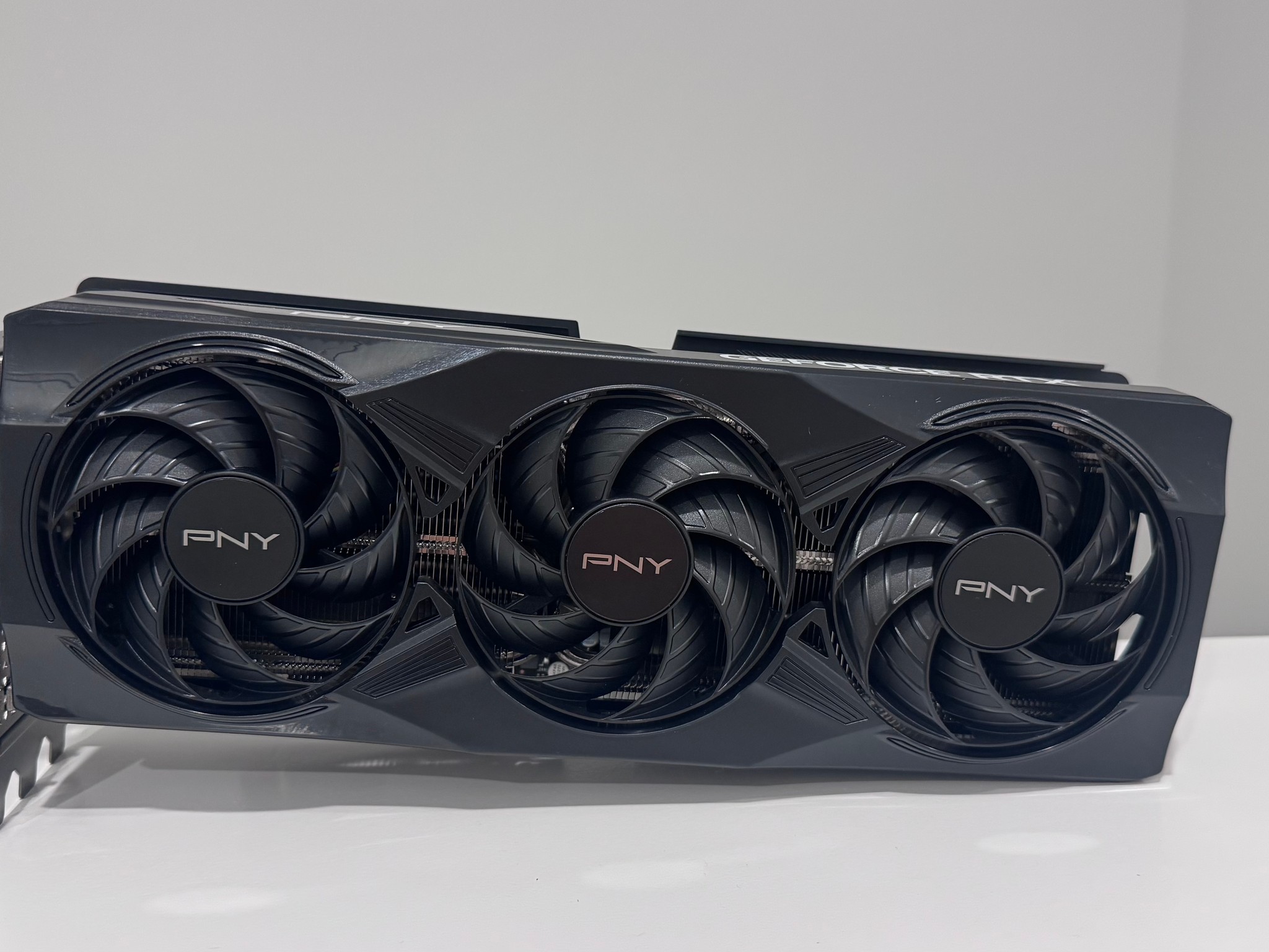 PNY VERTO GeForce RTX 5070Ti