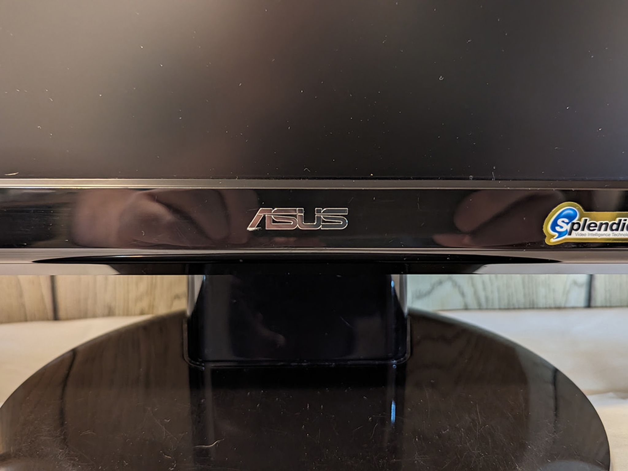 ASUS VH238H Budget Gaming Monitor 1920x1080@60Hz HDMI, DVI, VGA D-Sub inputs