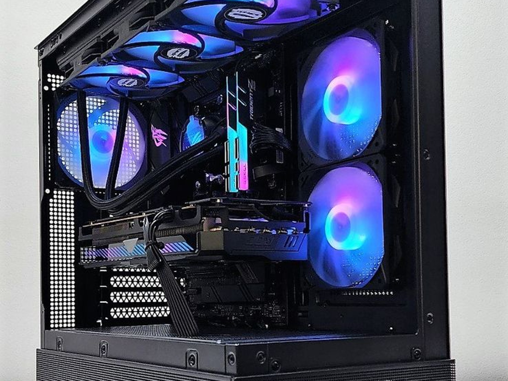 "ROG" Custom Gaming PC - 5800XT/32GB/2TB/RX 6700XT - READ DESCRIPTION!!!