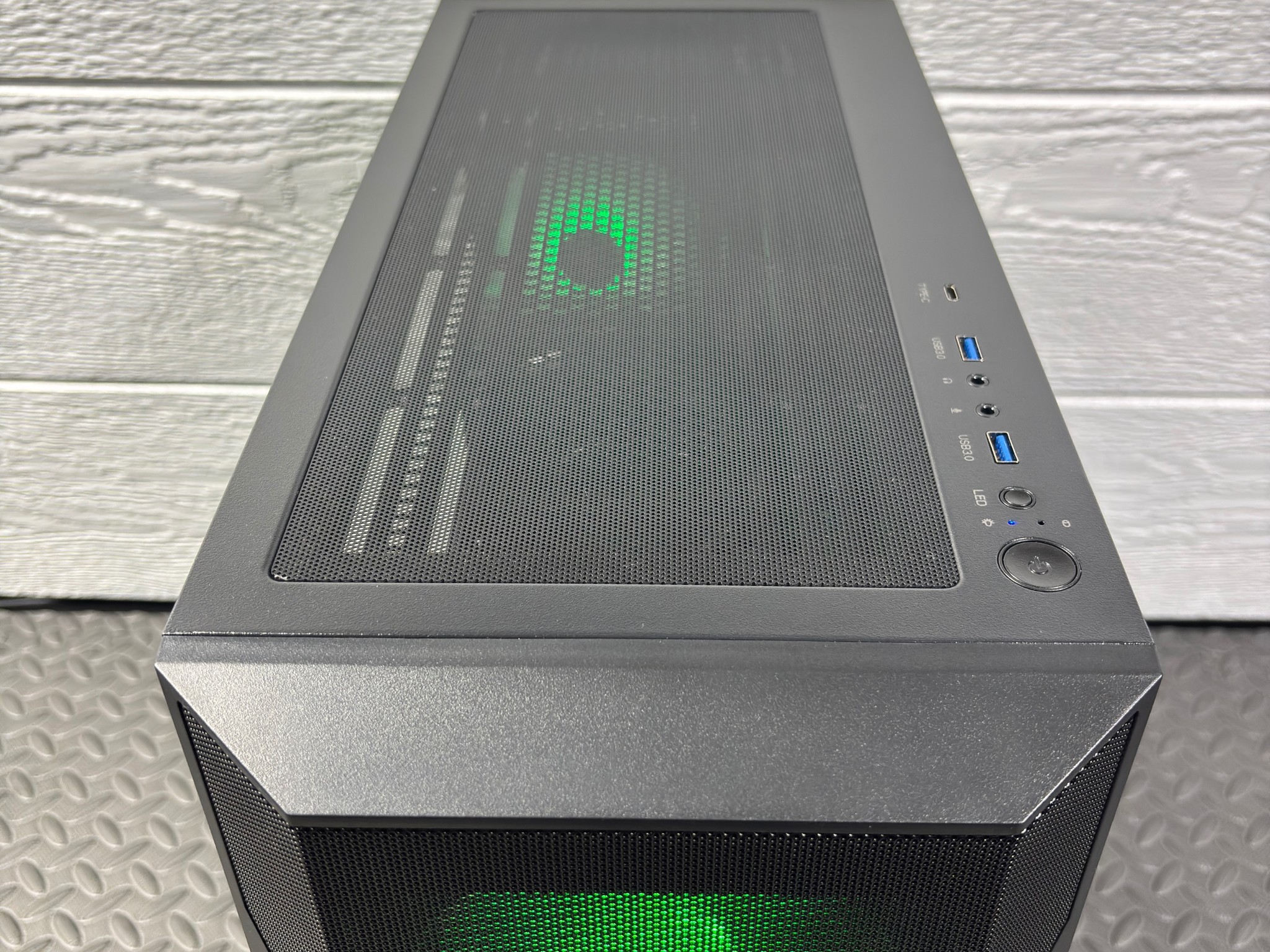 Gaming PC — RTX 3060 Strix 12gb • i5-10600K• 16GB RAM • WiFi • Windows 11 • 512gb SSD