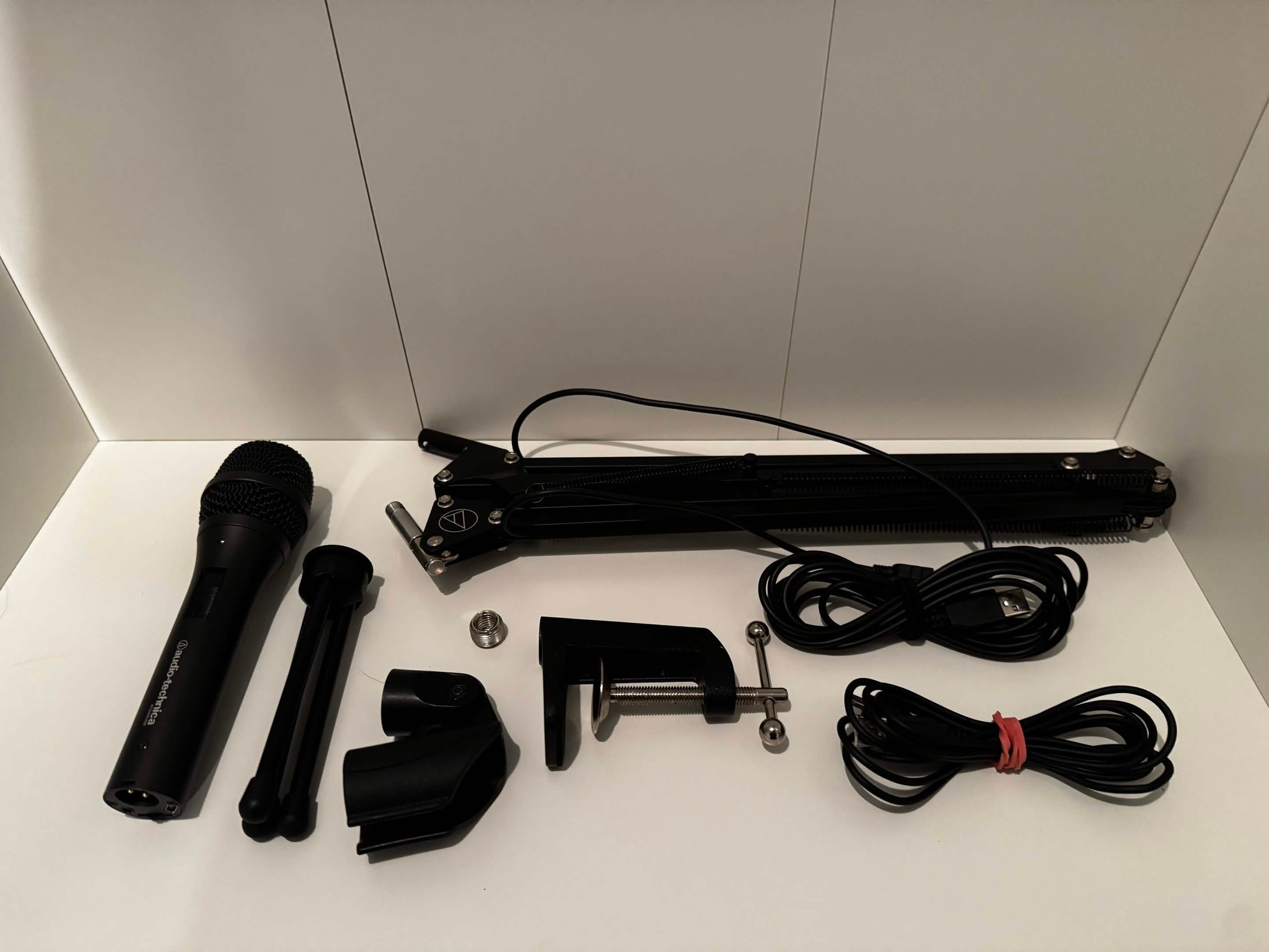 Audio-Technica AT2005USBPK Streaming Podcasting Pack (Headphones & XLR Cable Not Included)