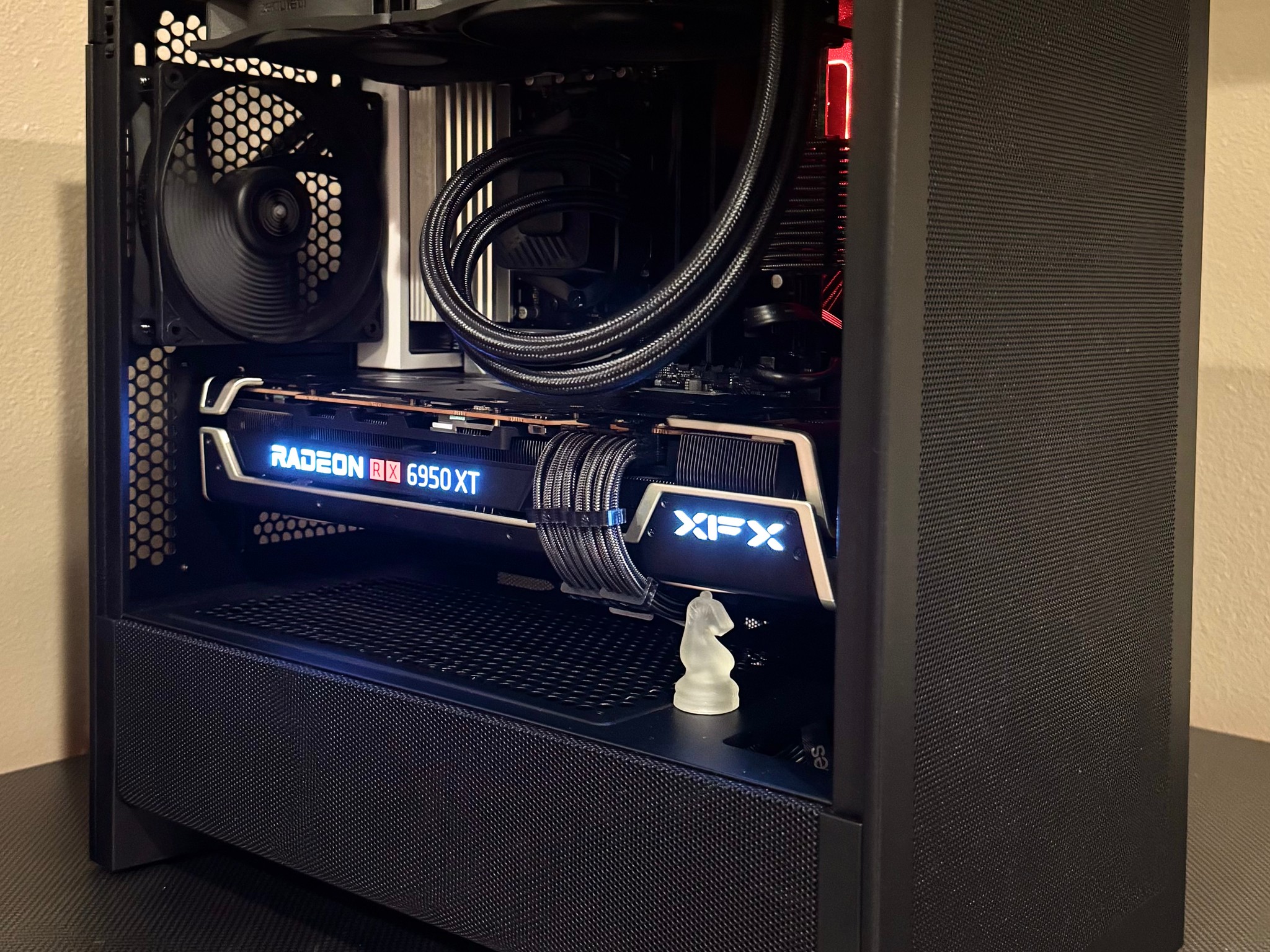 RX 6950 XT | Ryzen 5 7600X3D | 32GB DDR5 | 1TB NVMe | Windows 11 Ready