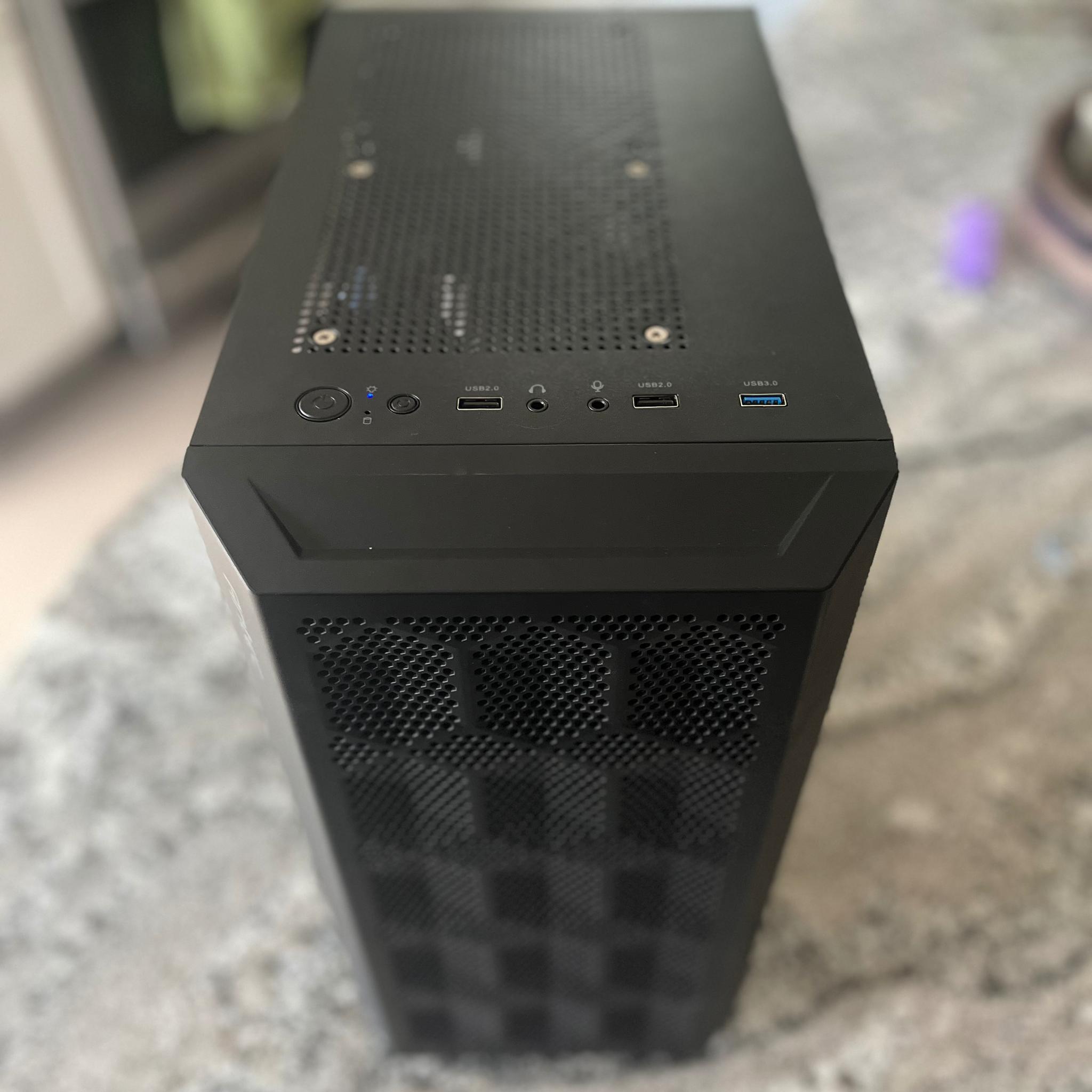 Stealthy Black Gaming Pc (Rtx 2060)