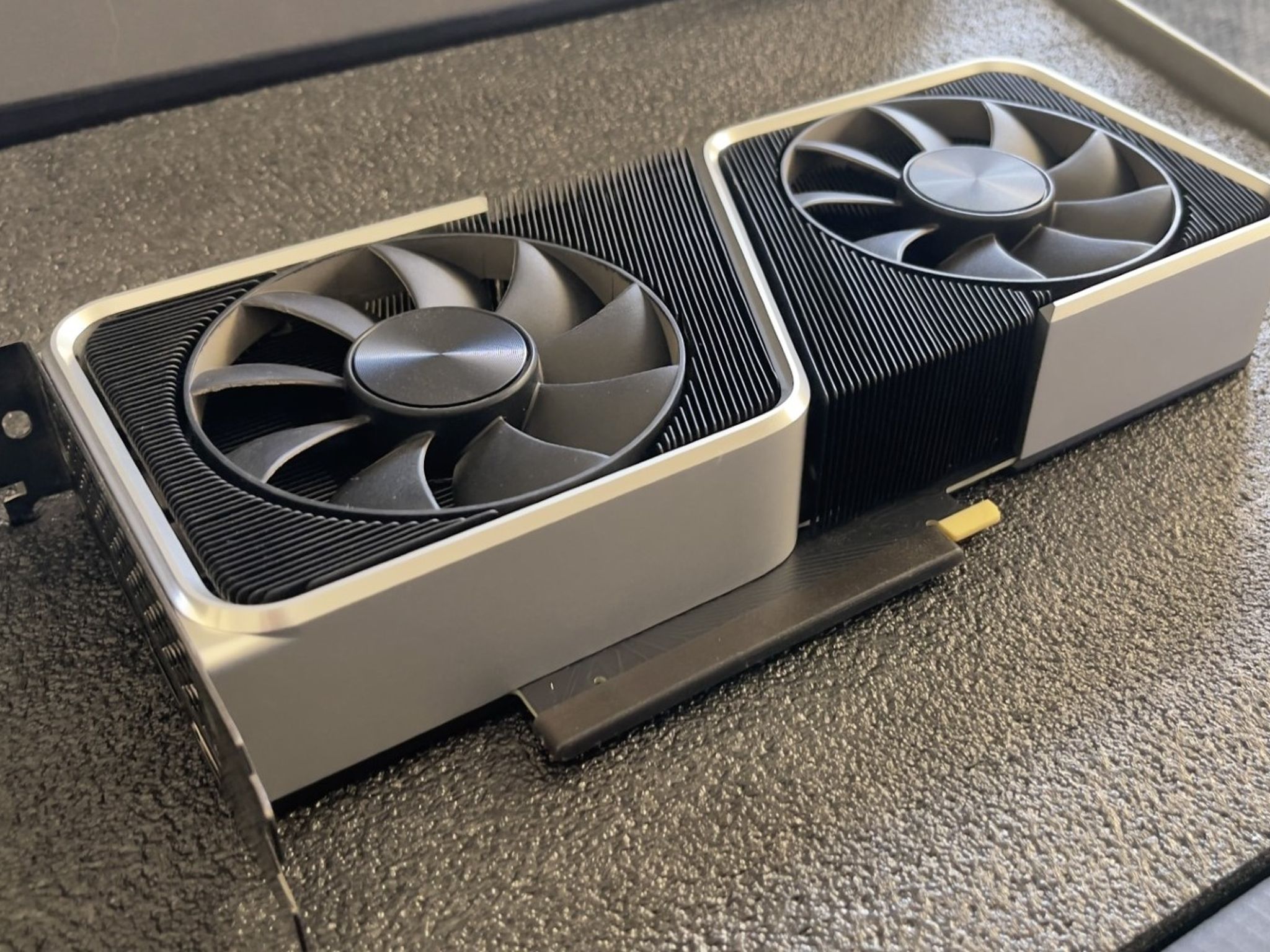 NVIDIA GeForce RTX 3060 Ti Founders Edition 8GB