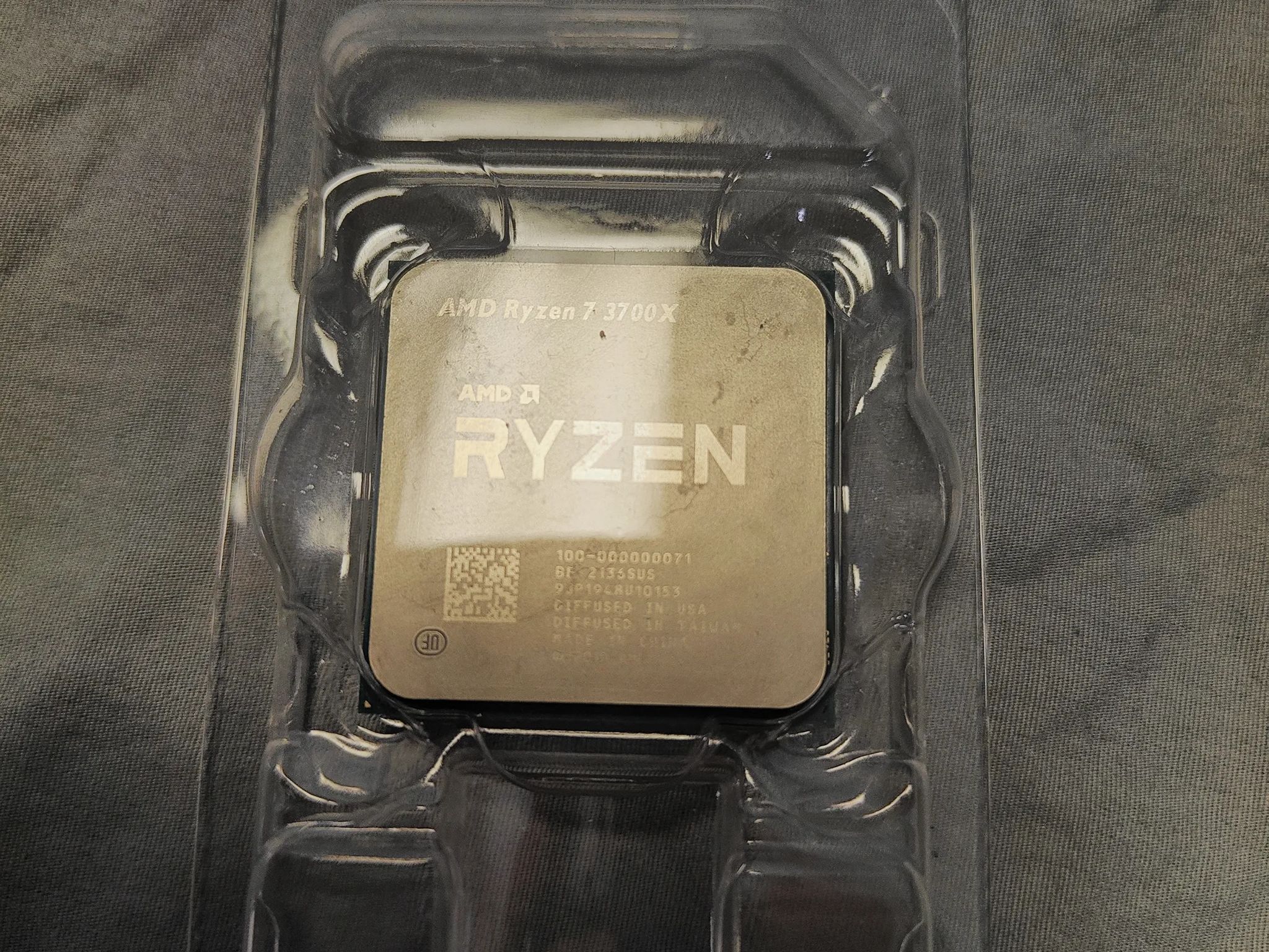AMD Ryzen 7 3700X 8-Core 16-Thread CPU