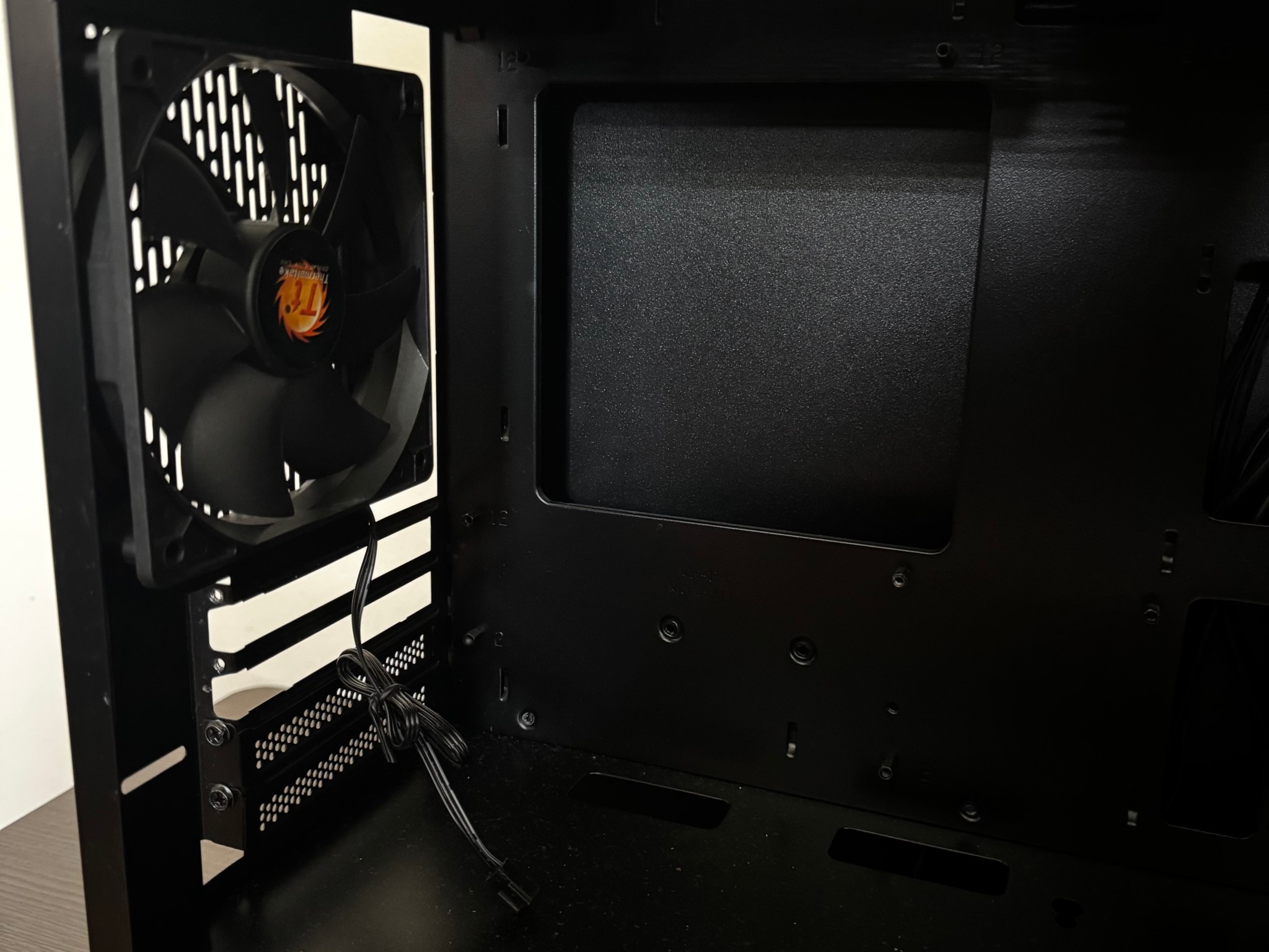 Thermaltake Micro ATX Case