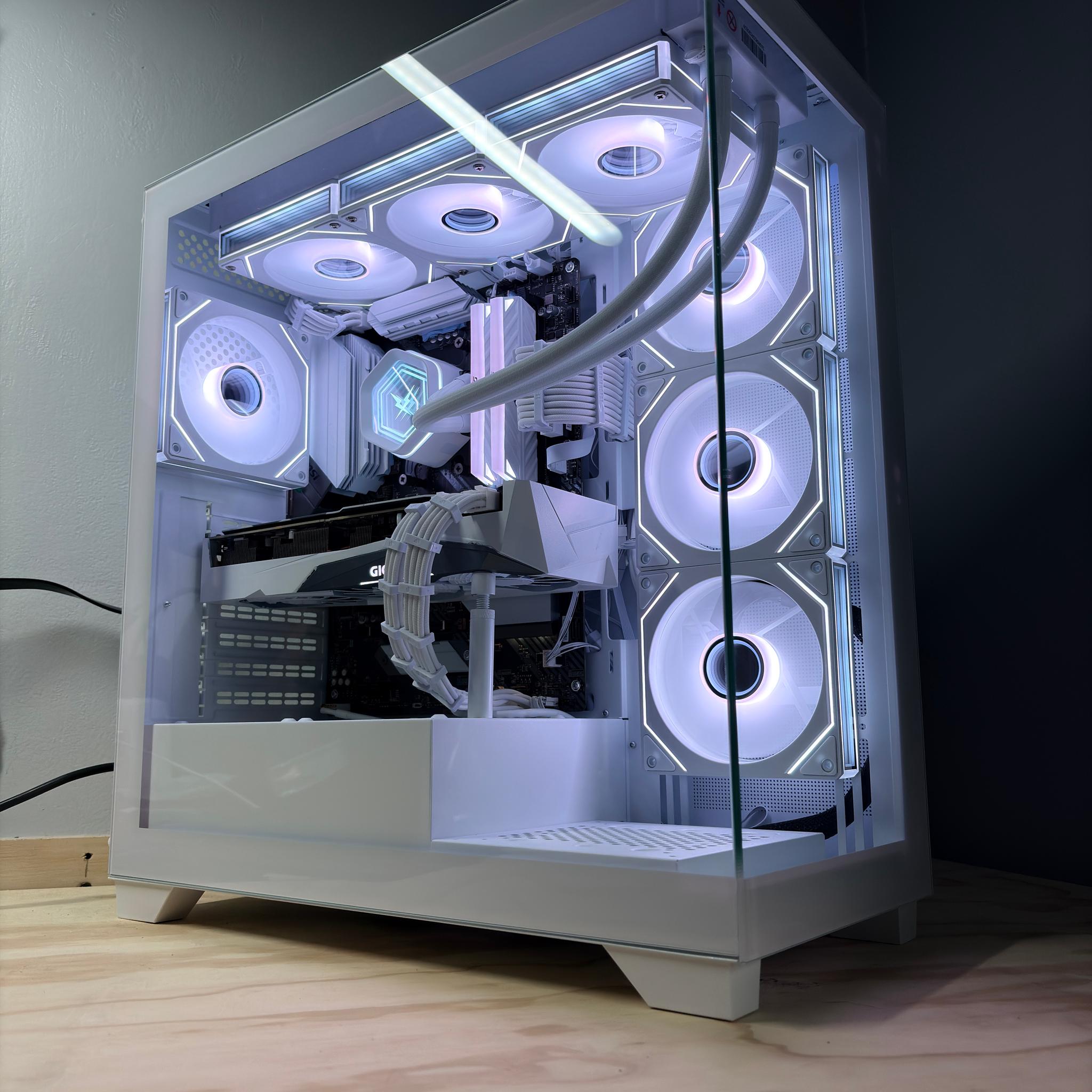 🧊❄️ Glacier Series Gaming PC / RTX 3070 + Ryzen 7 / NVMe SSD / Ready to Play! ❄️🧊