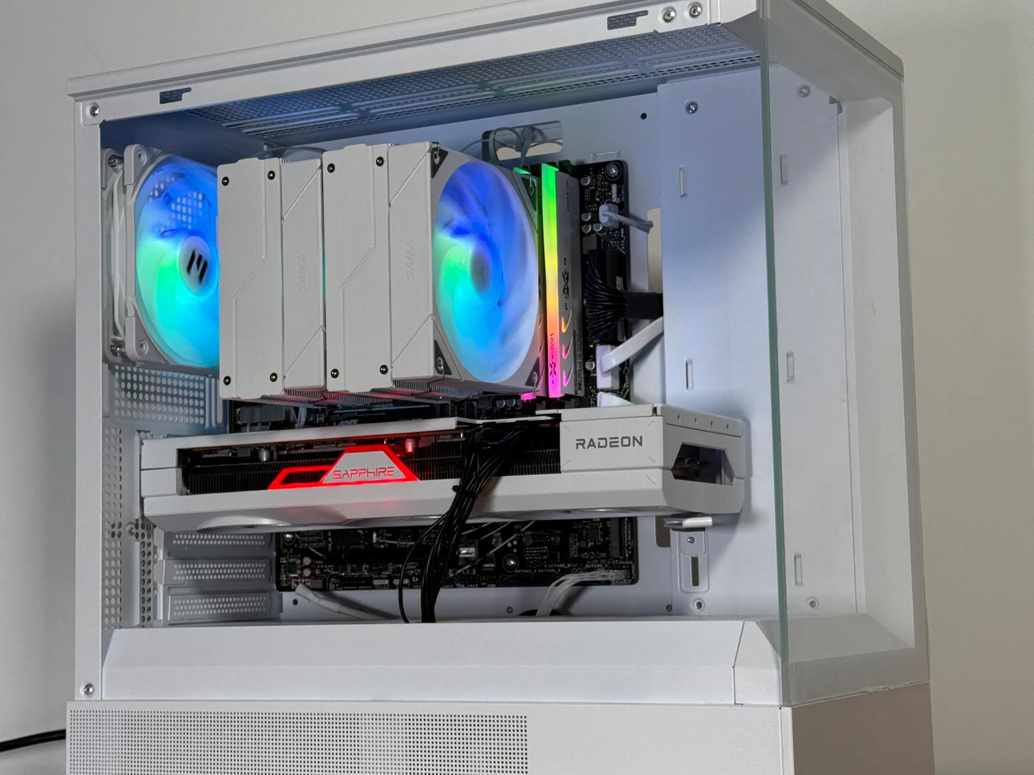 RX 7800XT Ryzen 5 7600X Gaming PC