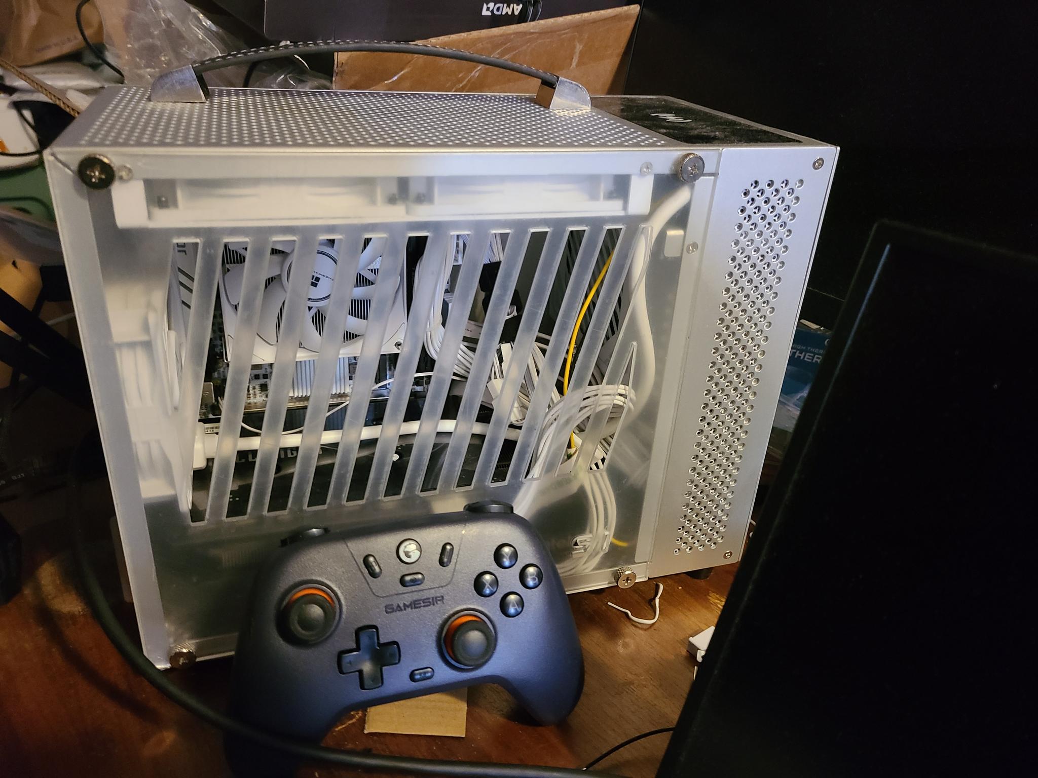 Ryzen 5600/b550/ARC b570 10gb/32gb ram mini itx lunch box