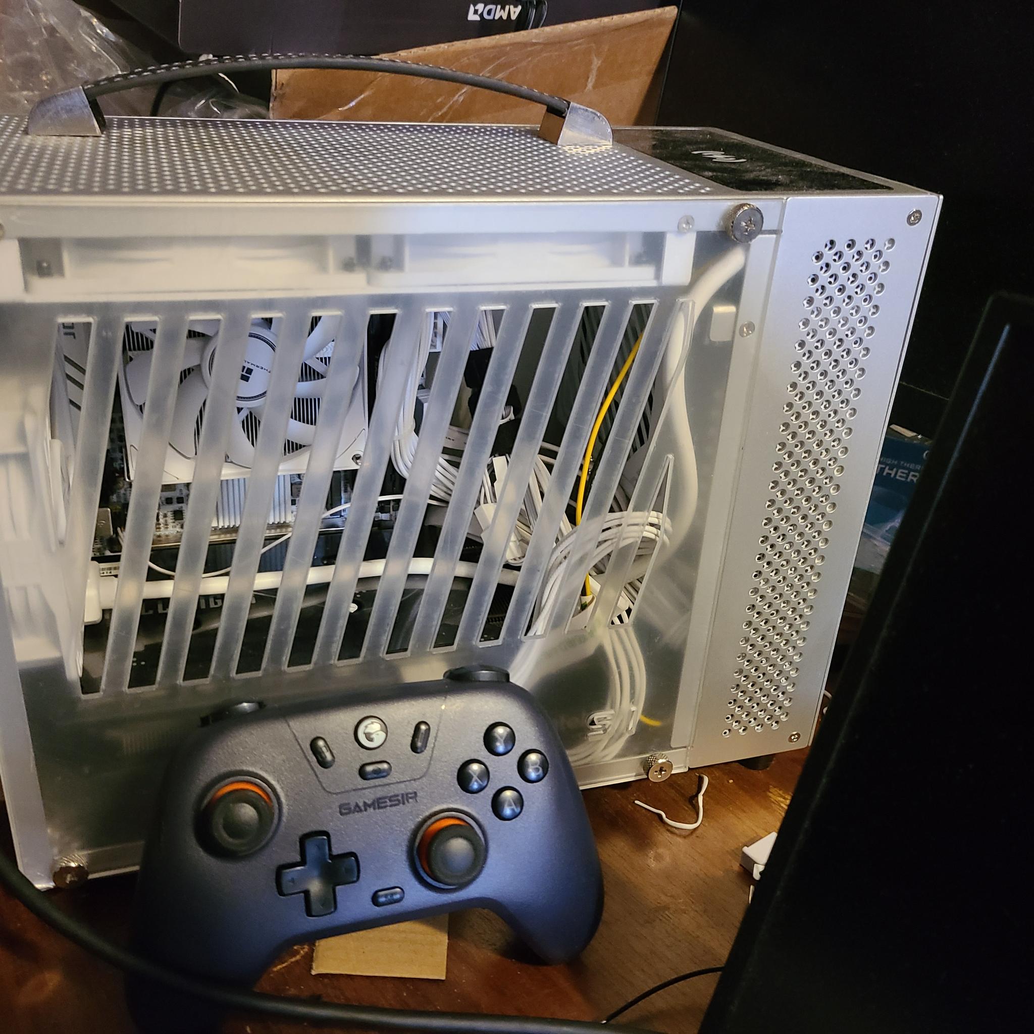 Ryzen 5600/b550/ARC b570 10gb/32gb ram mini itx lunch box