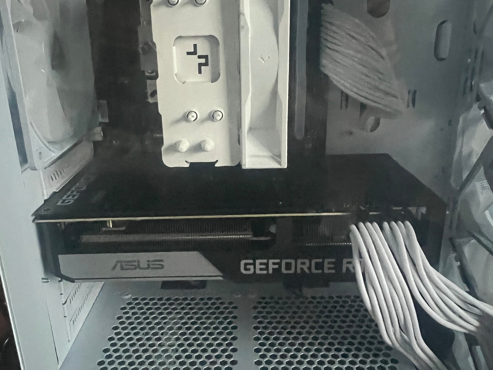 BLACK FRIDAY! RTX 3070| AMD 5600X| 32GB DDR RAM| 1TB