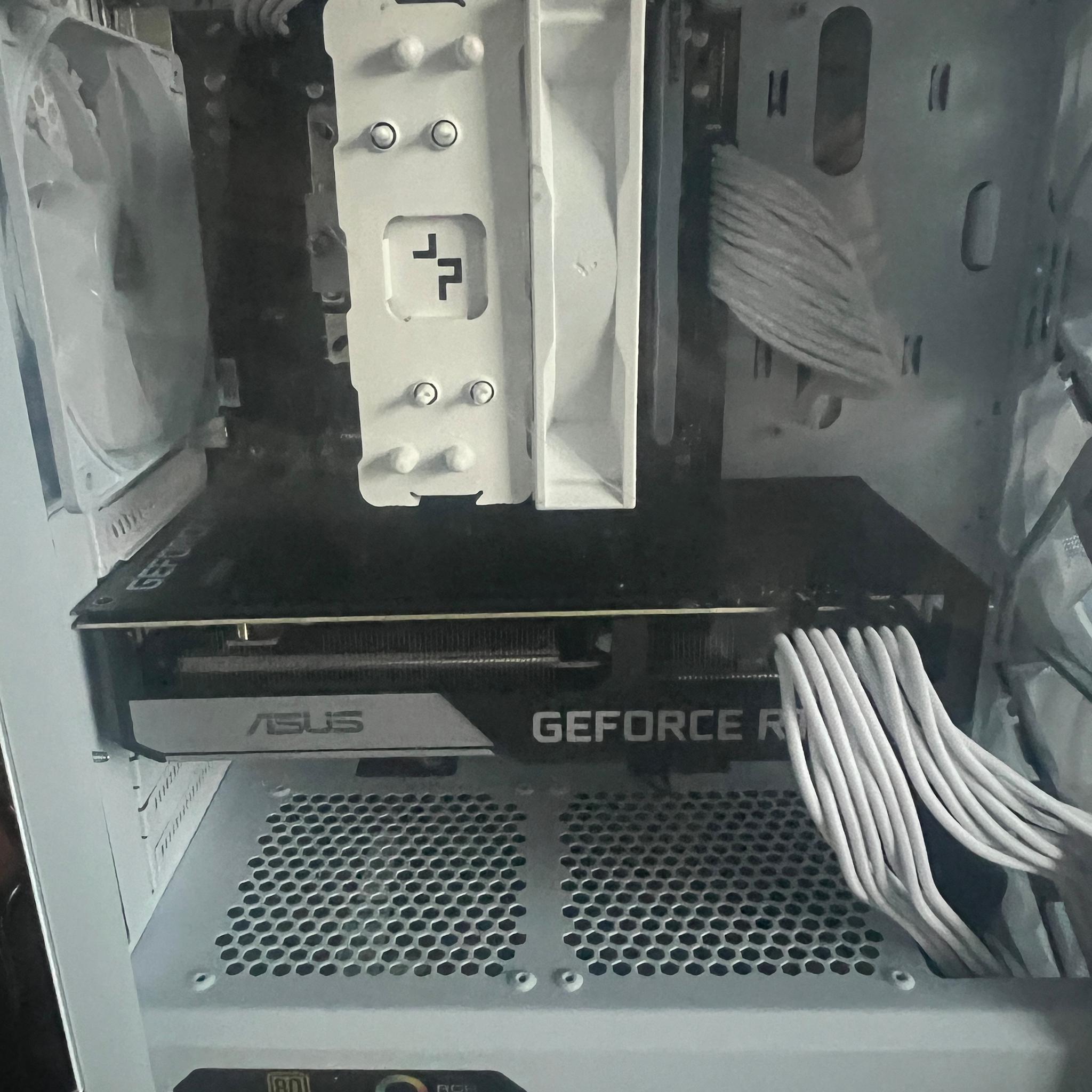 BLACK FRIDAY! RTX 3070| AMD 5600X| 32GB DDR RAM| 1TB