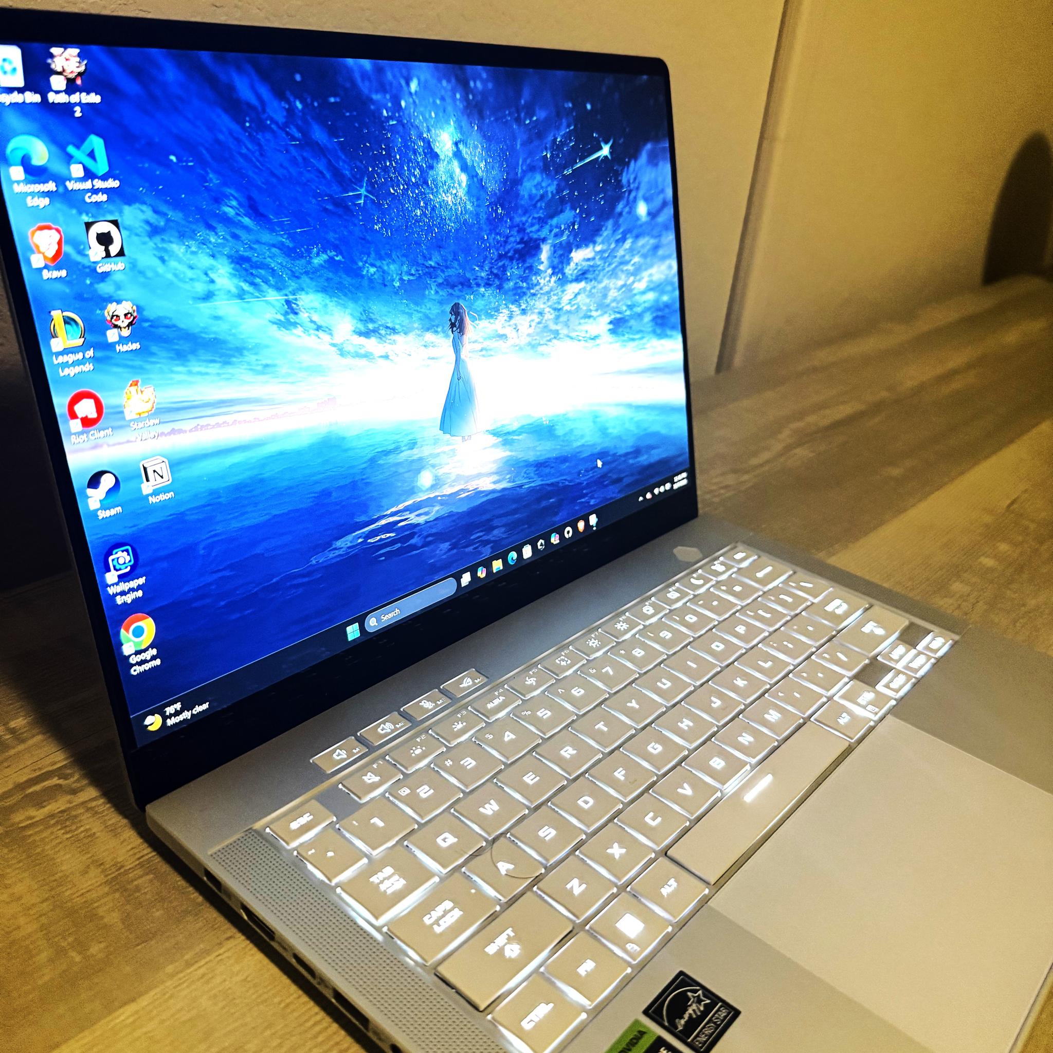 ASUS ROG Zephyrus G14 (Platinum White) – Ryzen 9 / RTX 4060 Gaming Laptop