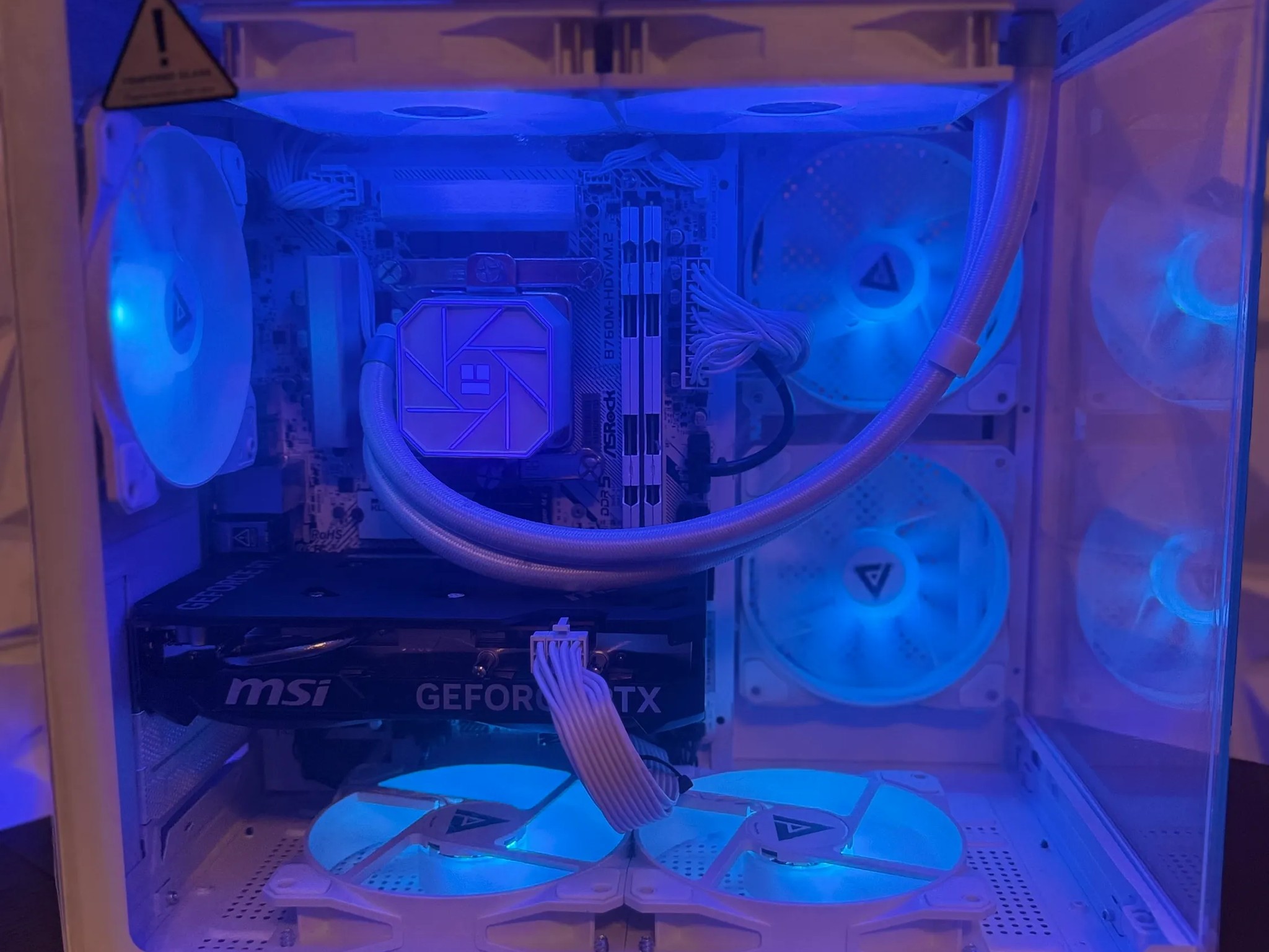 SNOW STORM 2.0 | All-White RGB Gaming PC | RTX 4060 | Intel i7-12700KF | 32GB DDR5