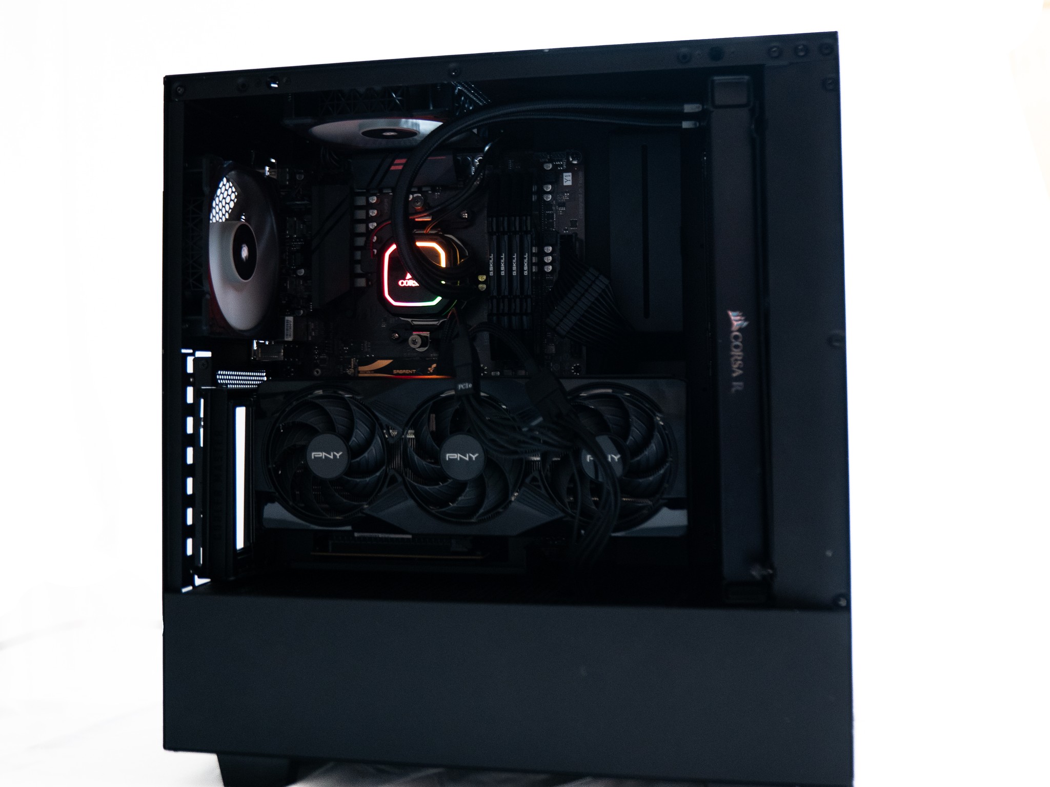 RTX 5070 Gaming Pc