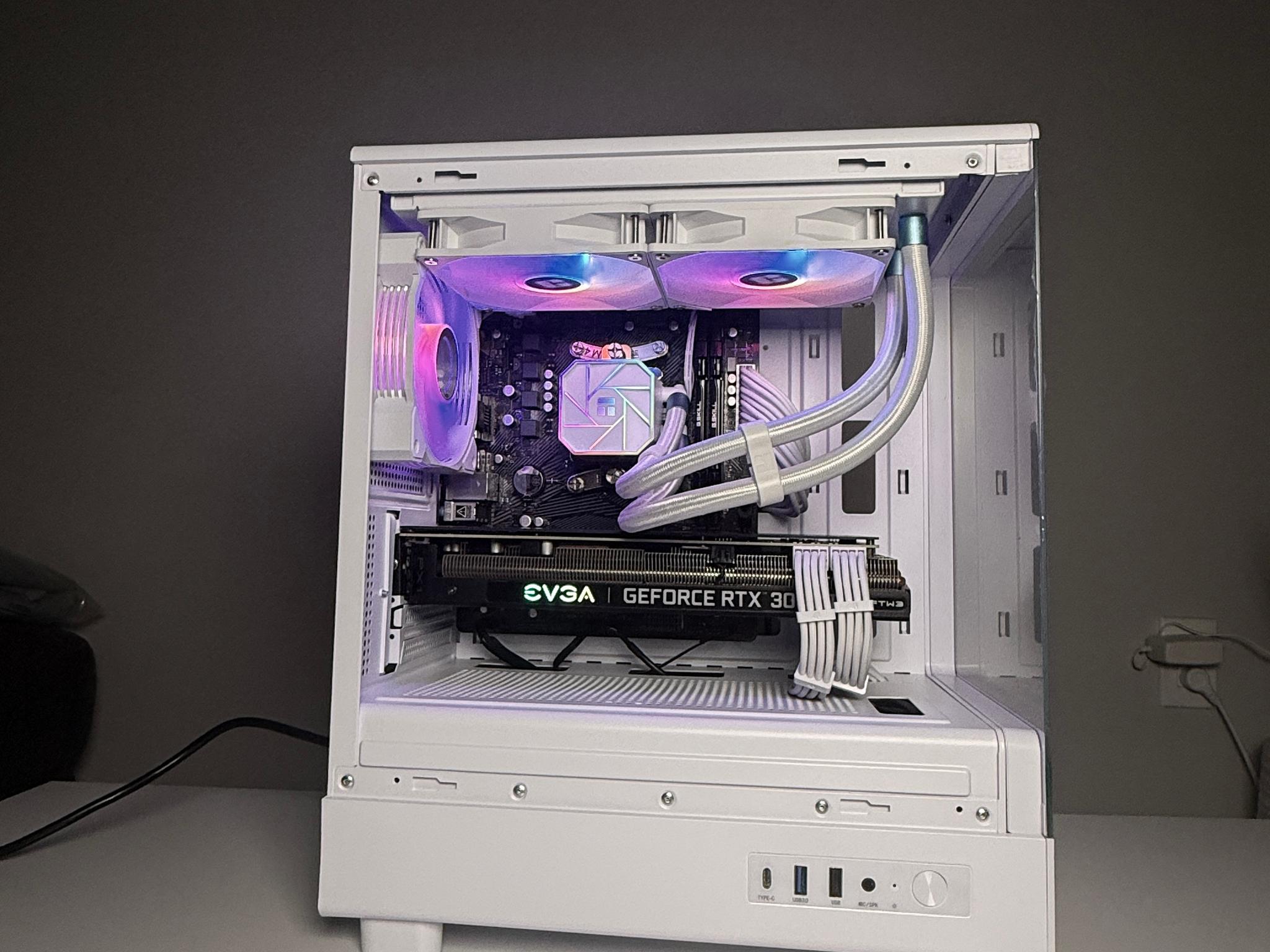 1080p High FPS White Gaming Computer| WiFi and Bluetooth