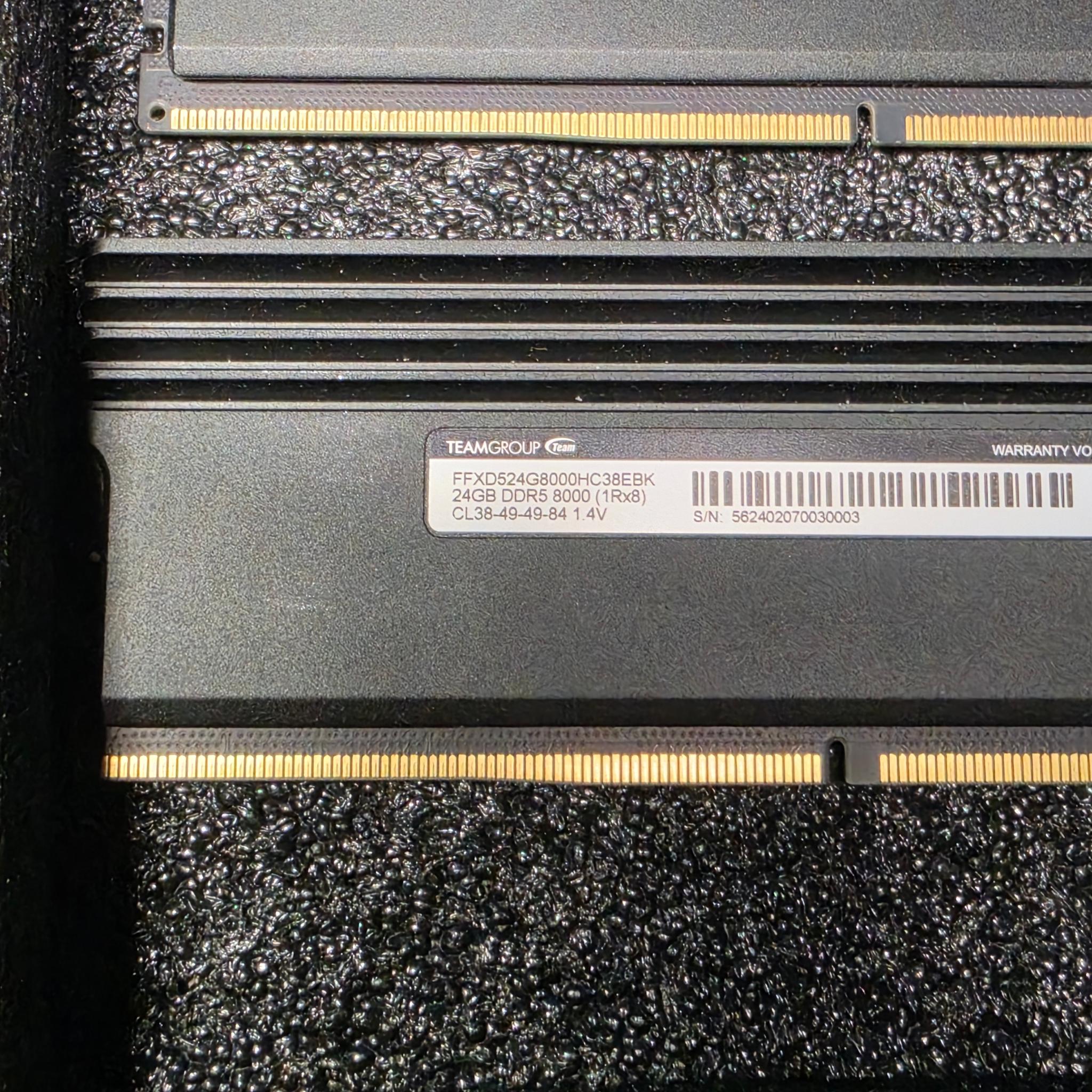 TEAMGROUP T-FORCE Xtreem 48GB (2x24GB) DDR5-8000 CL38 288-Pin DIMM