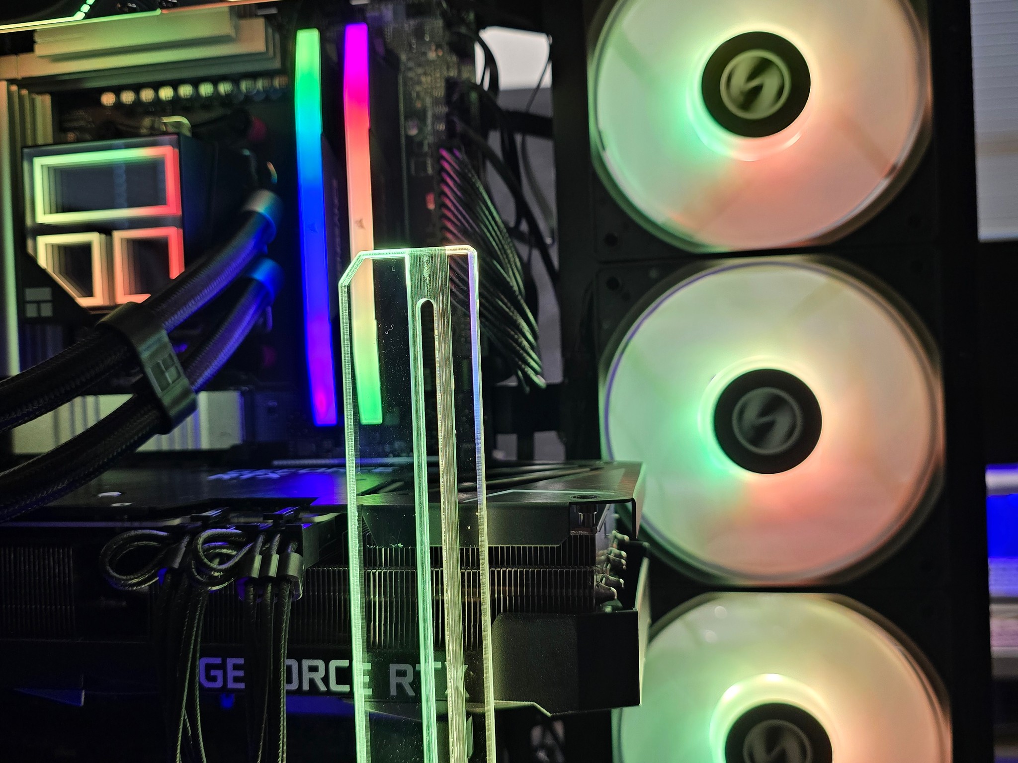 💥Versatile Black PC💥RTX 3070 TI | Ryzen 7 7700X | 32GB DDR5 | 1TB NVME M.2 | Windows 11 Pro