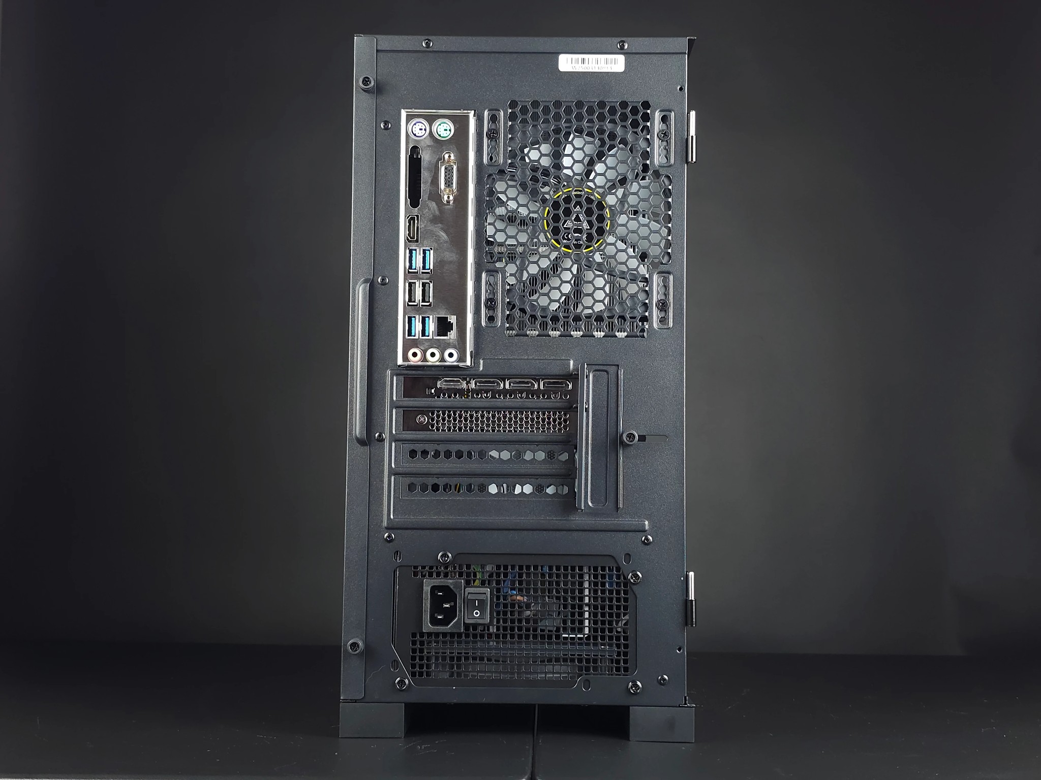 RTX 3060 12gb - Ryzen 5 3600 - 16gb 3200mhz DDR4 - 1 tb SSD - Windows 11 Pro - Gaming PC