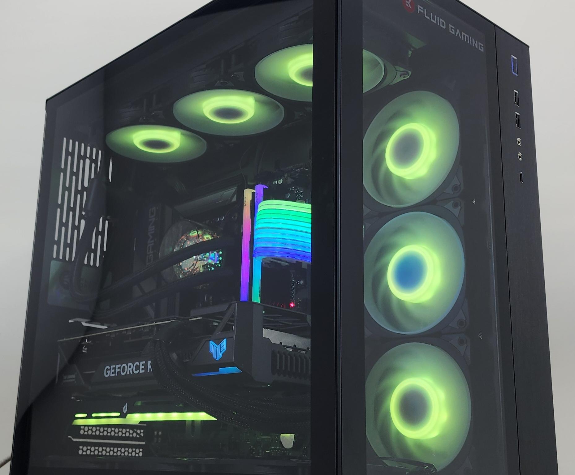 Gaming PC Ryzen 7 9700X 32GB RAM 1TB SSD RTX 4070 Ti SUPER 16GB Win11 Computer