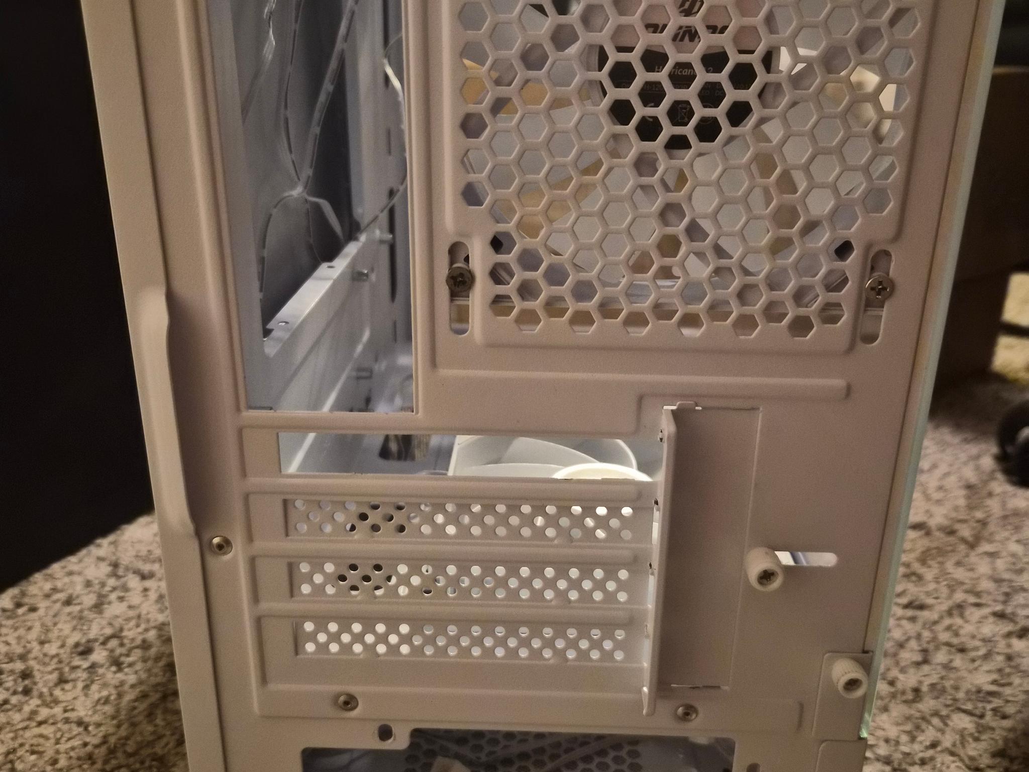 I5-9600k + 1650 super + ASUS B360 matx + 16gb ram + Case