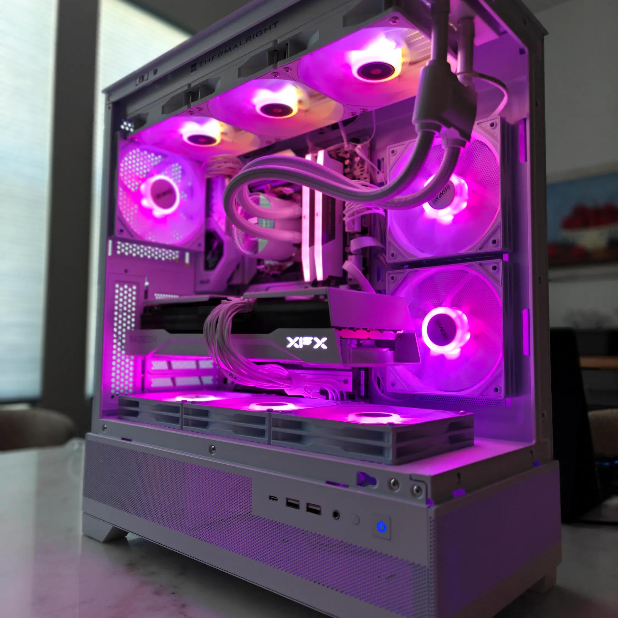 4K - 1440P - AMD Radeon RX 9070 XT - AMD Ryzen 7 7700X - 32GB DDR5 6000 - All White build