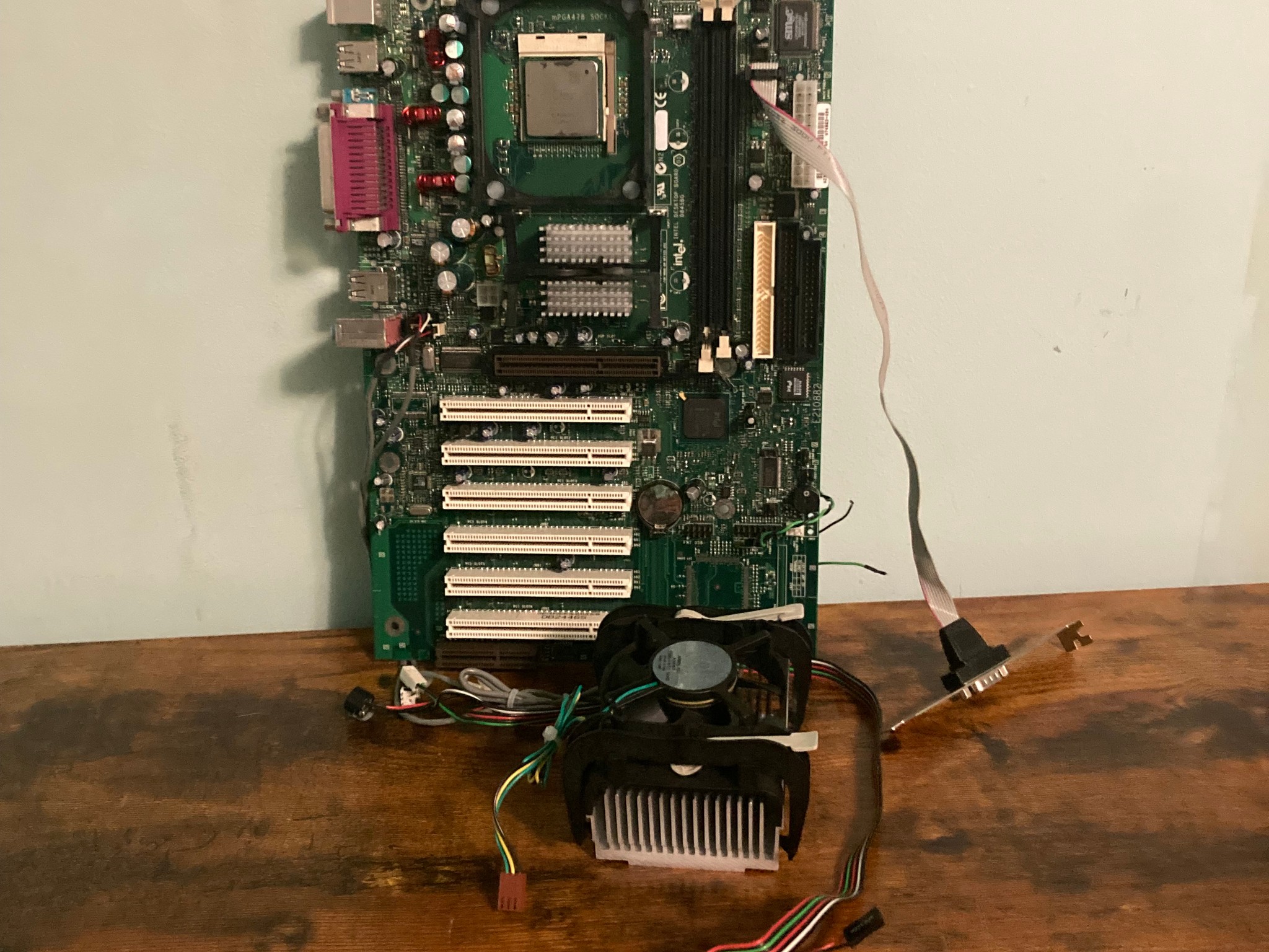 Retro Motherboard- Intel Socket 478 Motherboard + Intel Pentium 4 and Cooler