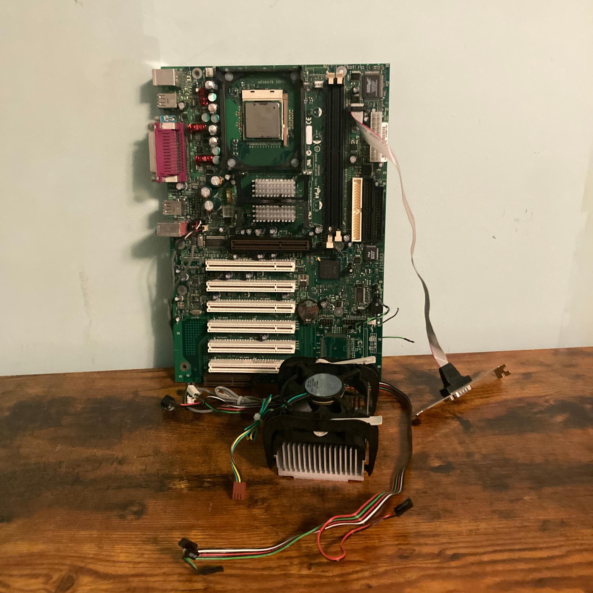 Retro Motherboard- Intel Socket 478 Motherboard + Intel Pentium 4 and Cooler