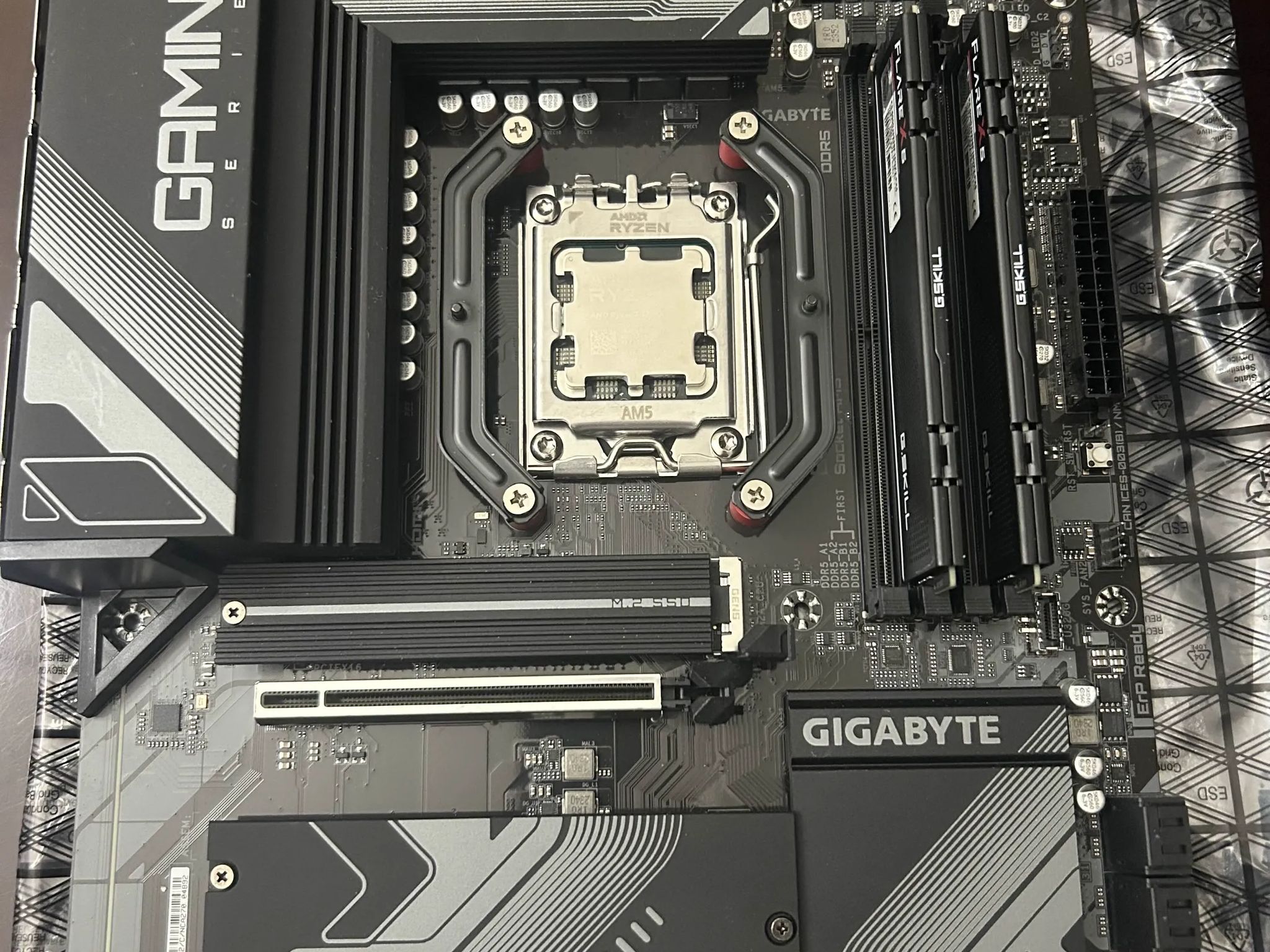 Ryzen 7 7700X | Gigabyte B650 Gaming X AX V2 | 32GB DDR5 6000