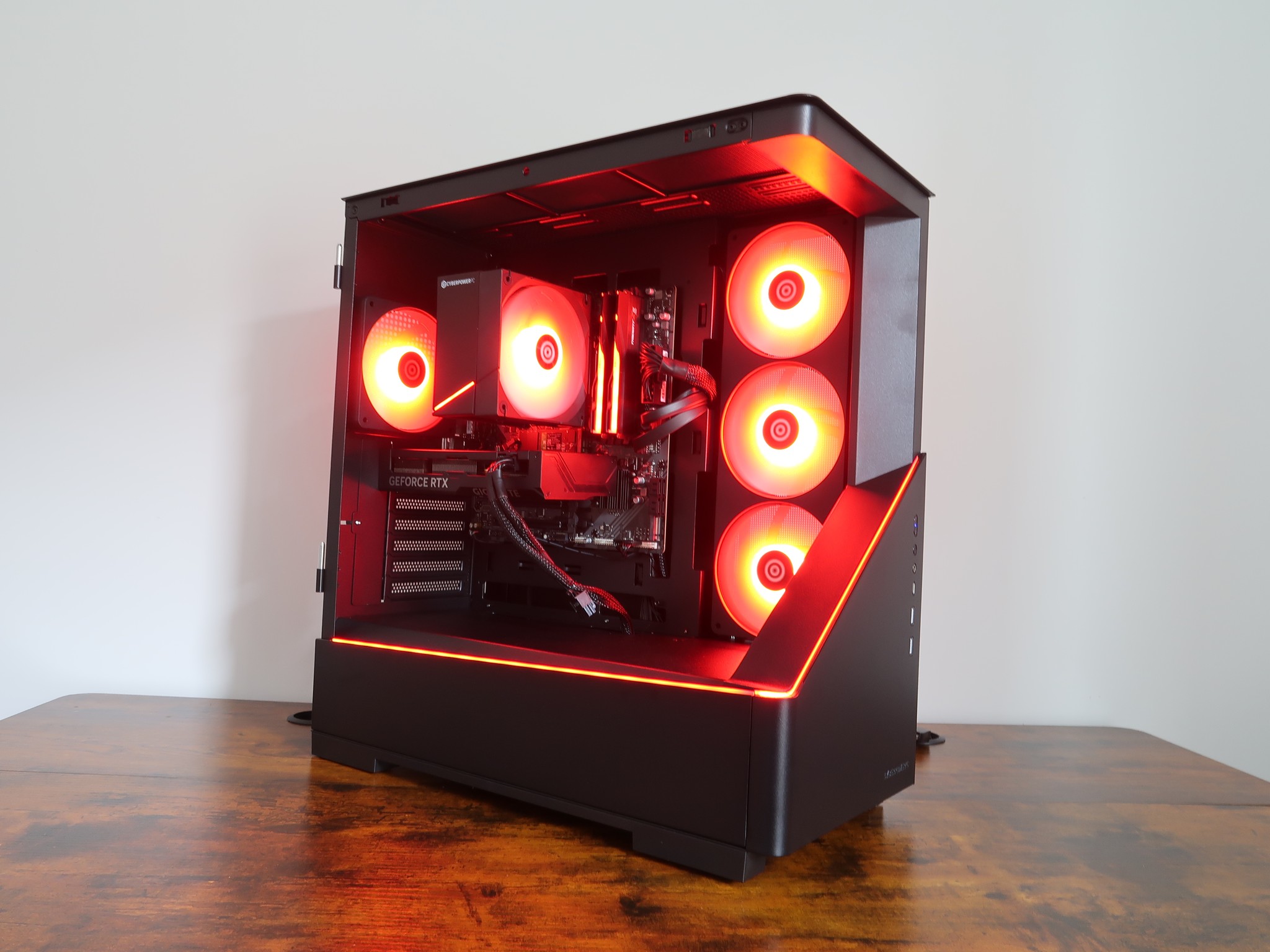 GeForce RTX 4060 Ti Custom Gaming PC - Ryzen 5 8400F, 1TB NVMe SSD