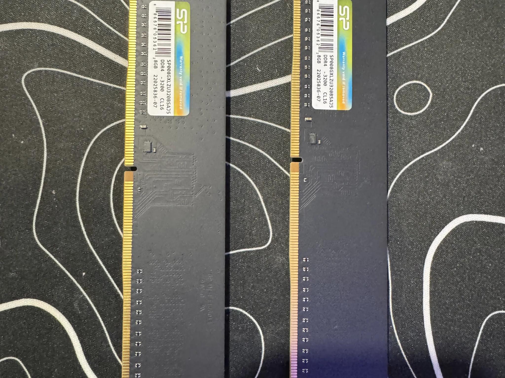 Silicon Power GAMING 16 GB (2 x 8 GB) DDR4-3200 CL16 Memory