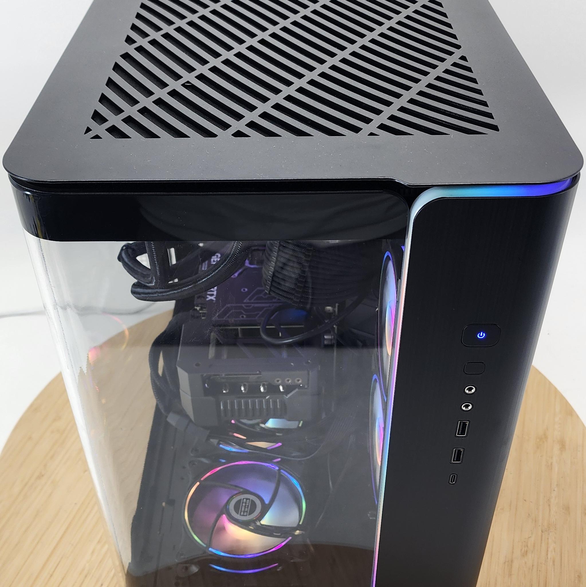 Gaming PC Ryzen 7 7800X3D 32GB RAM 1TB SSD RTX 4070 Ti 12GB Windows 11 Computer