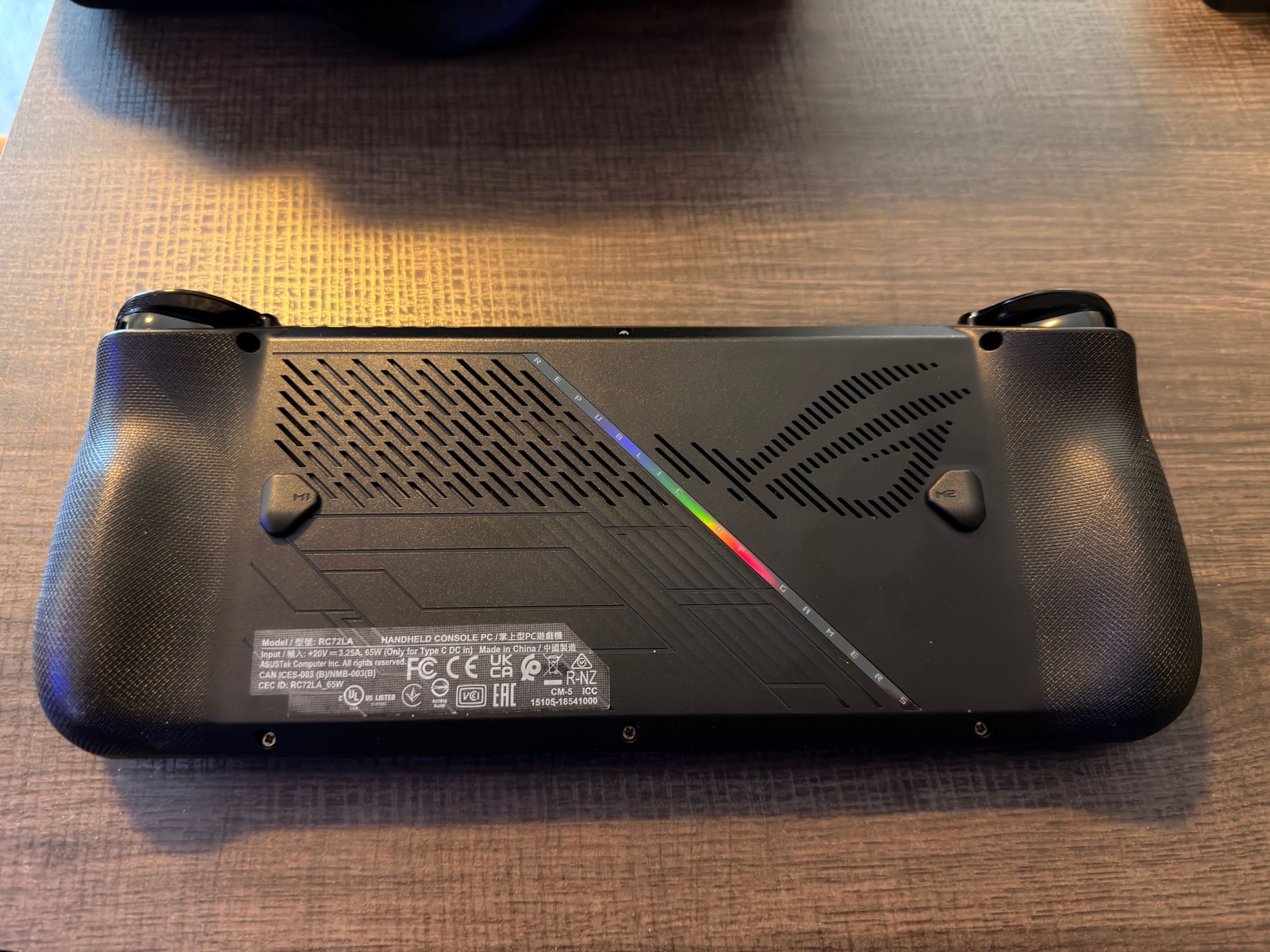 ASUS ROG ALLY X (2024) 1TB