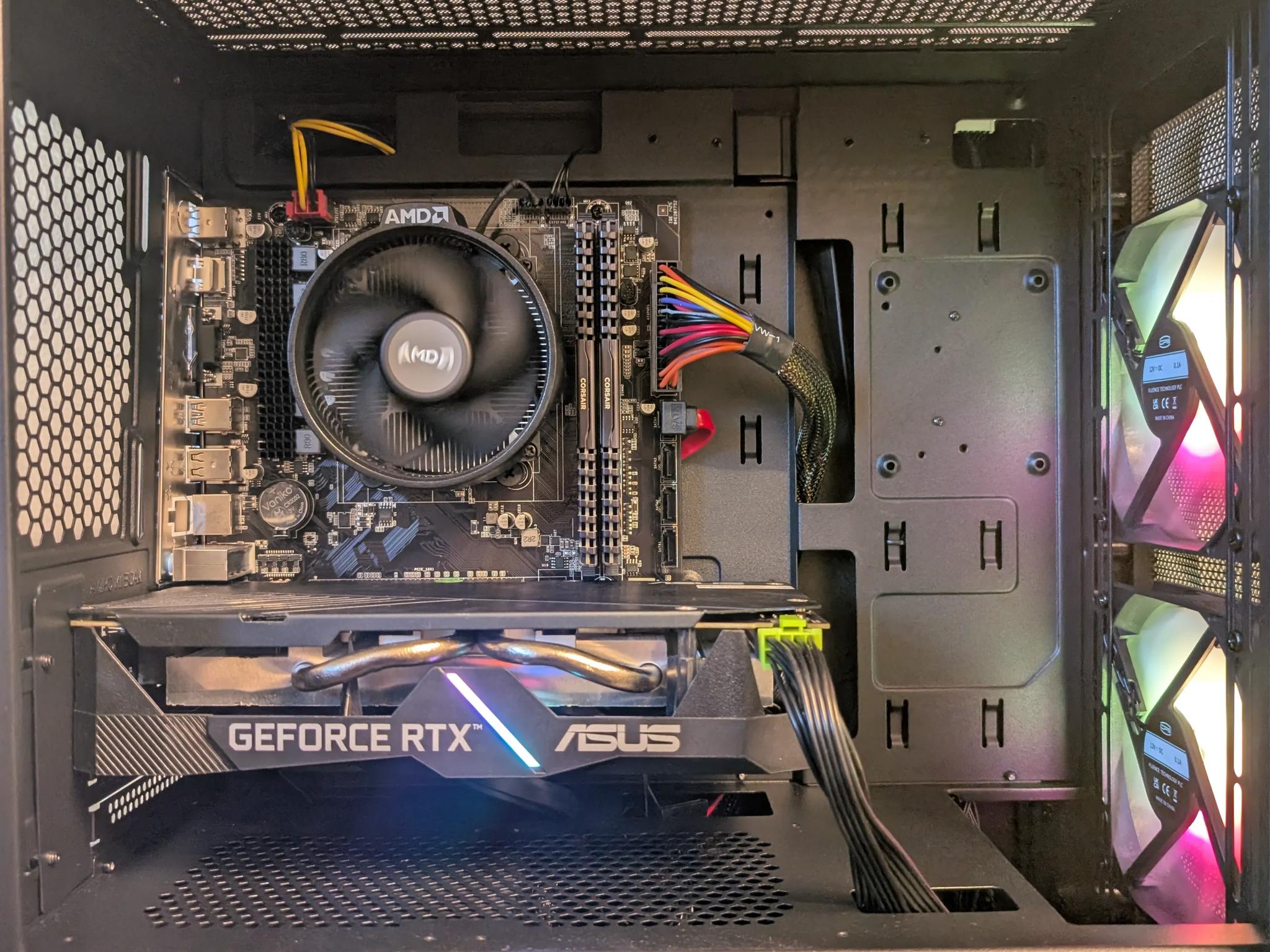Ryzen 5 4500 | RTX 2060 | 16GB DDR4 | 512GB SSD | Wi-Fi | Win 11 | 1080p Gaming