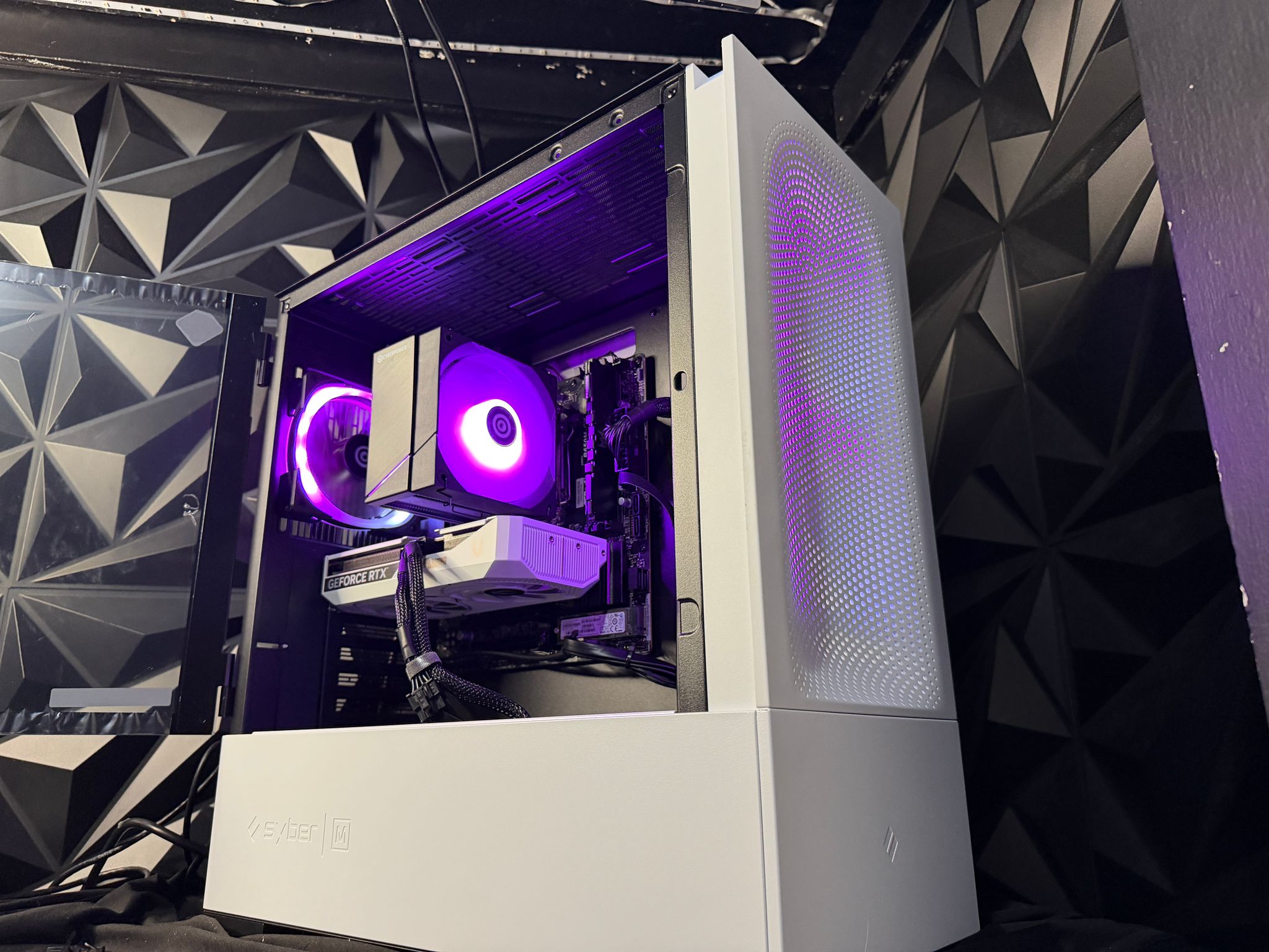 ⚡🌐 CYBER REMIX Ti 🌐⚡Ryzen 5 8400F| RTX 5060Ti| 16 GB DDR5|750GB NVMe| 1000W Gold PSU