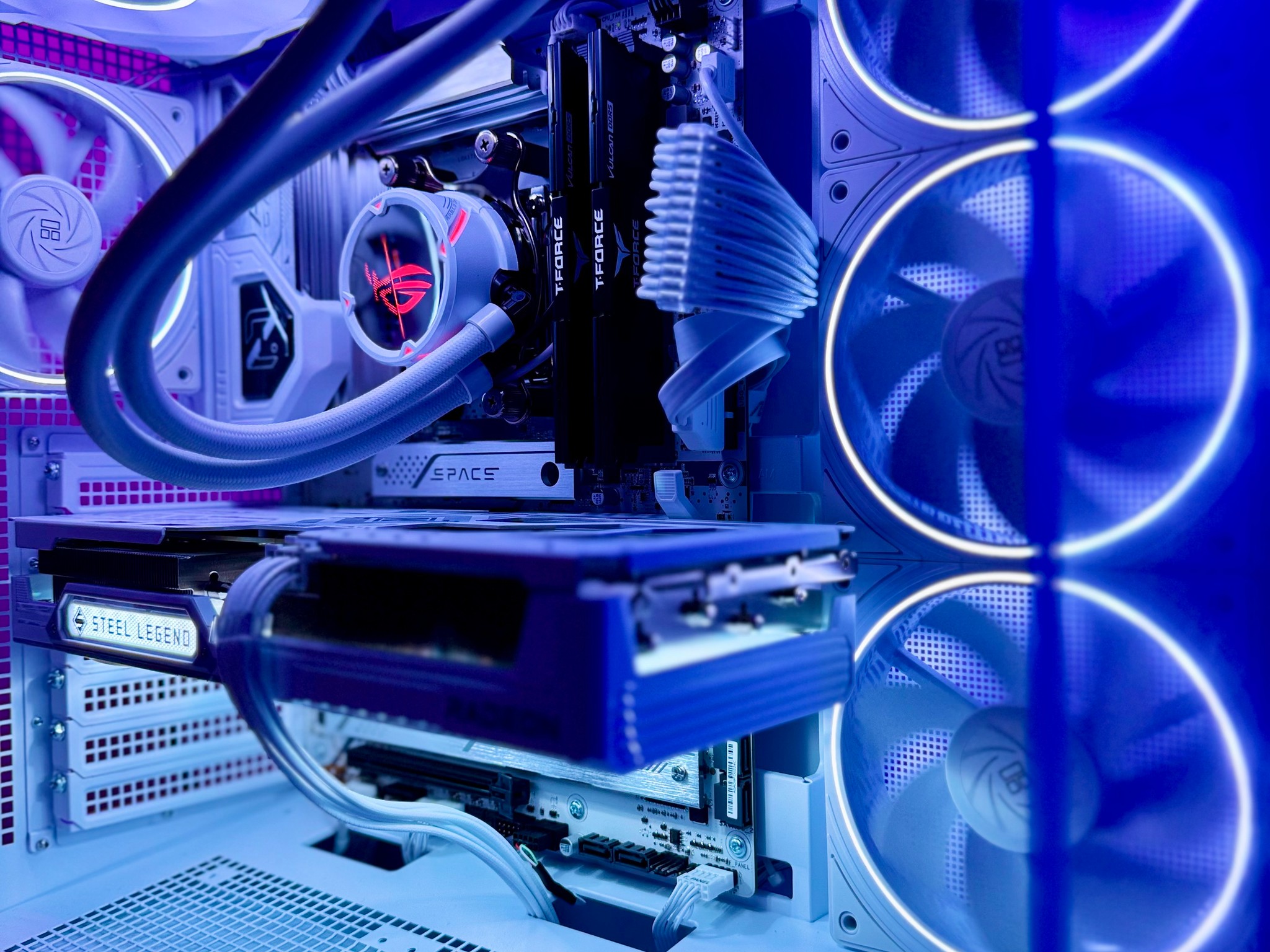 Deep Space - Ryzen 9600X | 9060 XT 16GB | 16GB DDR5 6000MHz | 1TB SSD NVMe GEN4