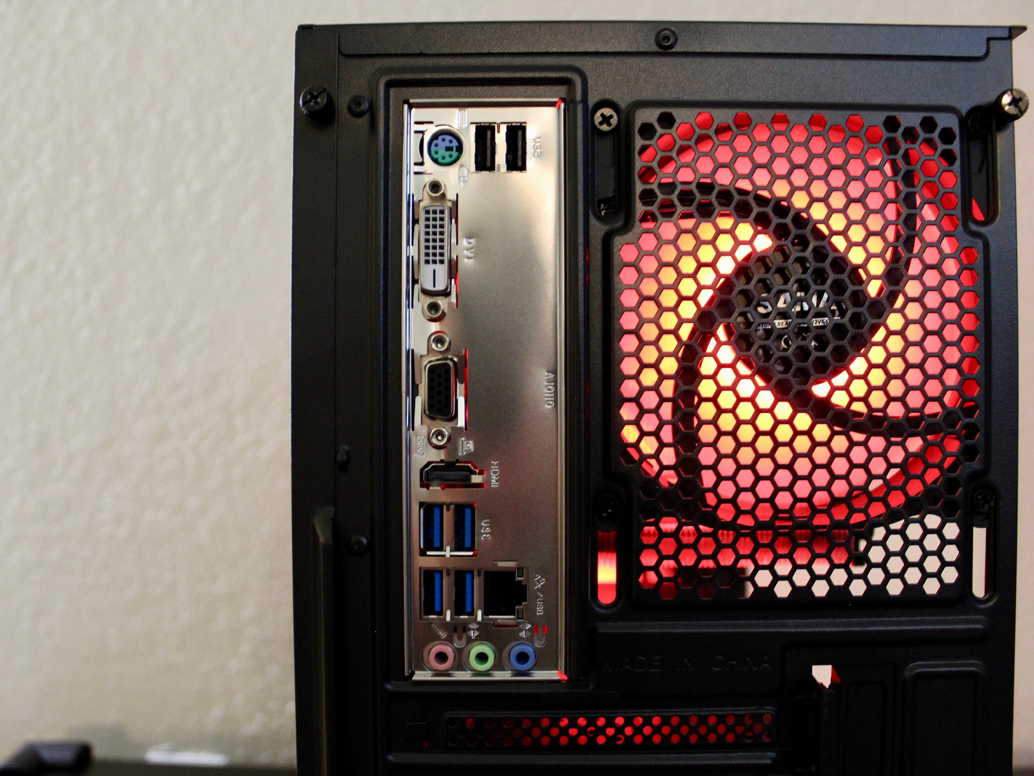 Dark Crimson! Awesome Gaming PC | Ryzen 5 2600 | XFX 580 8GB | 16GB DDR4 | 512GB M.2 | W11 + WiFi |