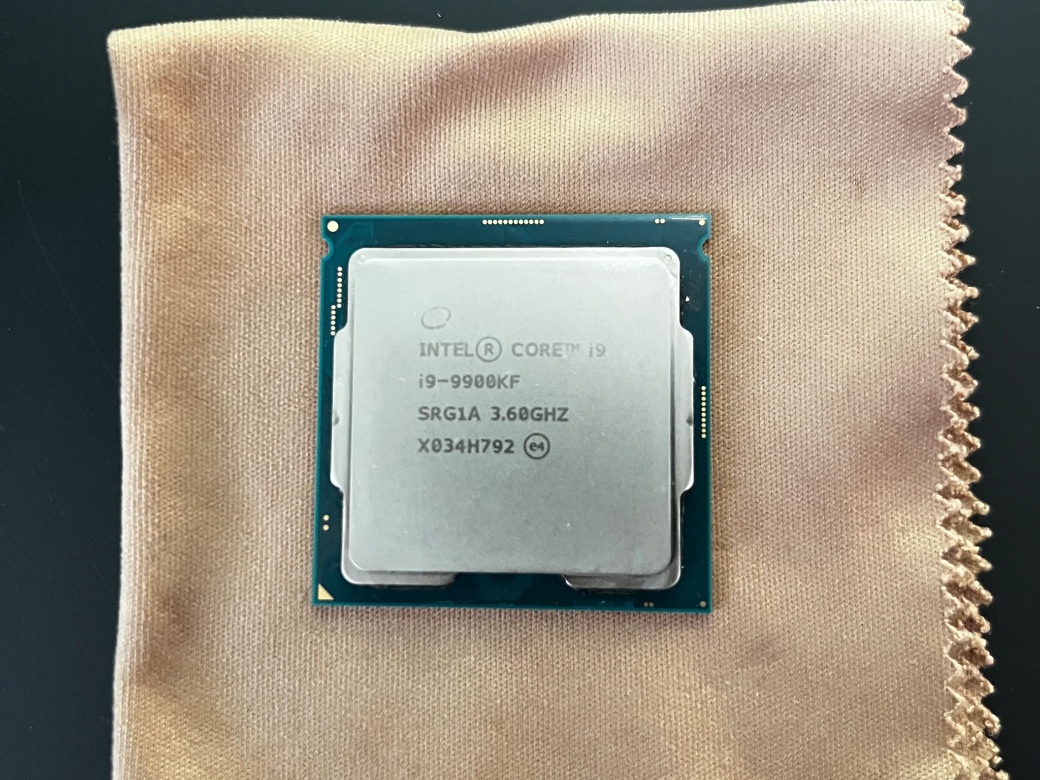 Intel Core i9-99000KF