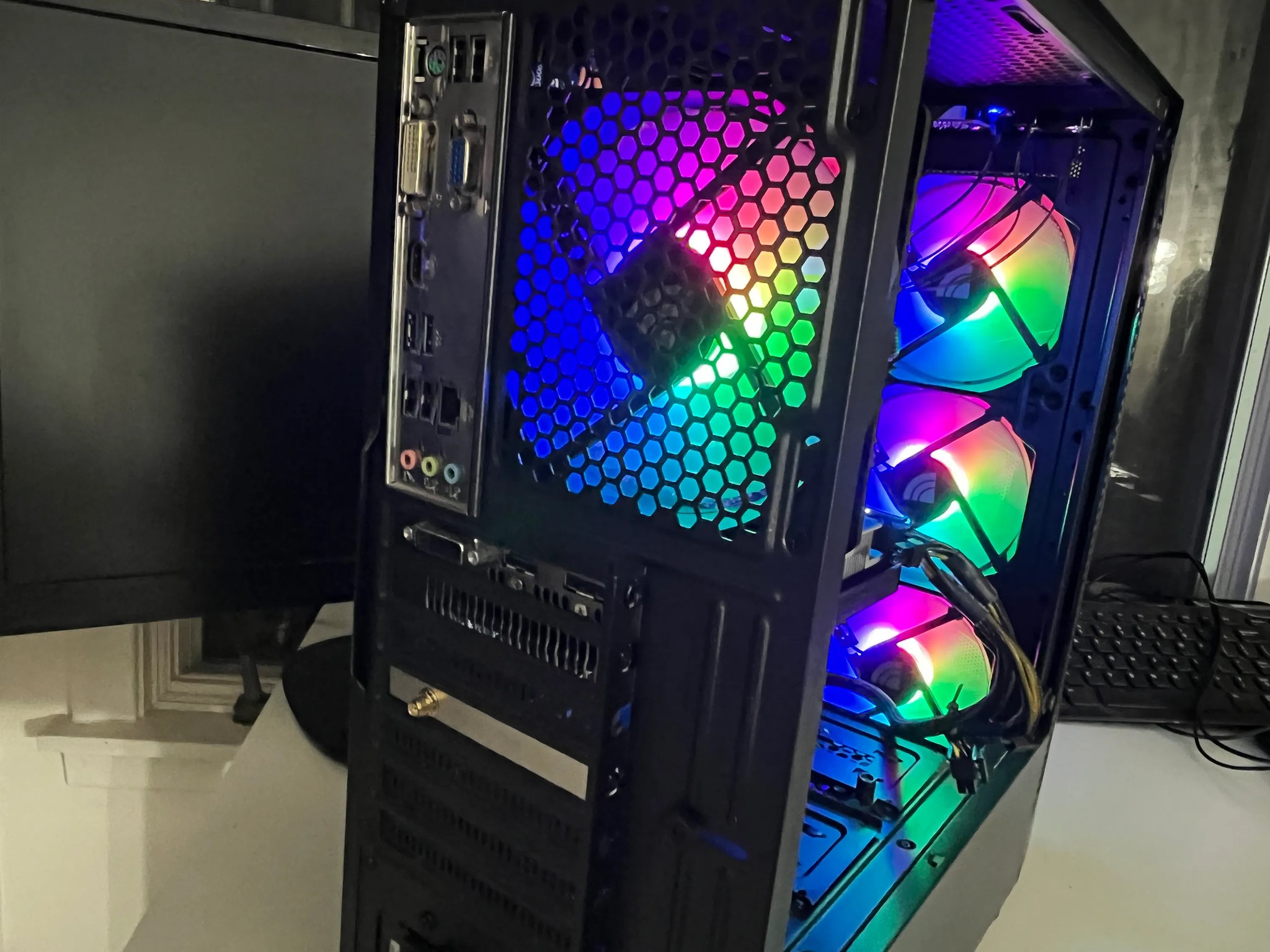 GTX 1650 / Intel I7 | WIFI | 16GB Ram | SSD | Windows 10 Activated