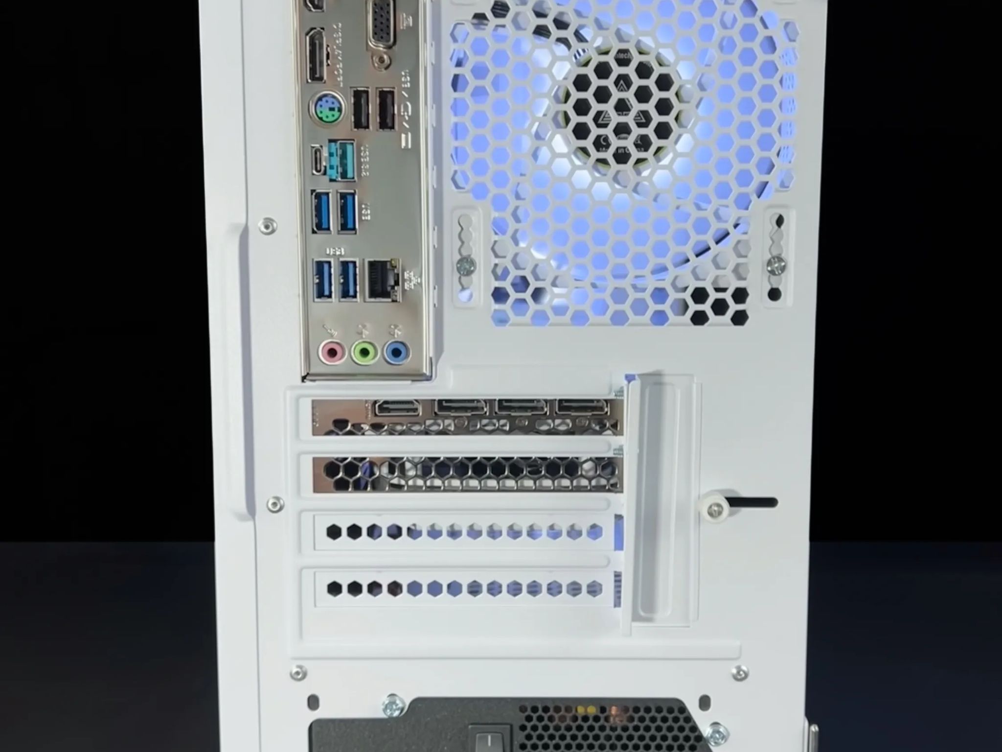 ⬜ RTX 3070 | Ryzen 5 5600 | Custom White PC ⬜