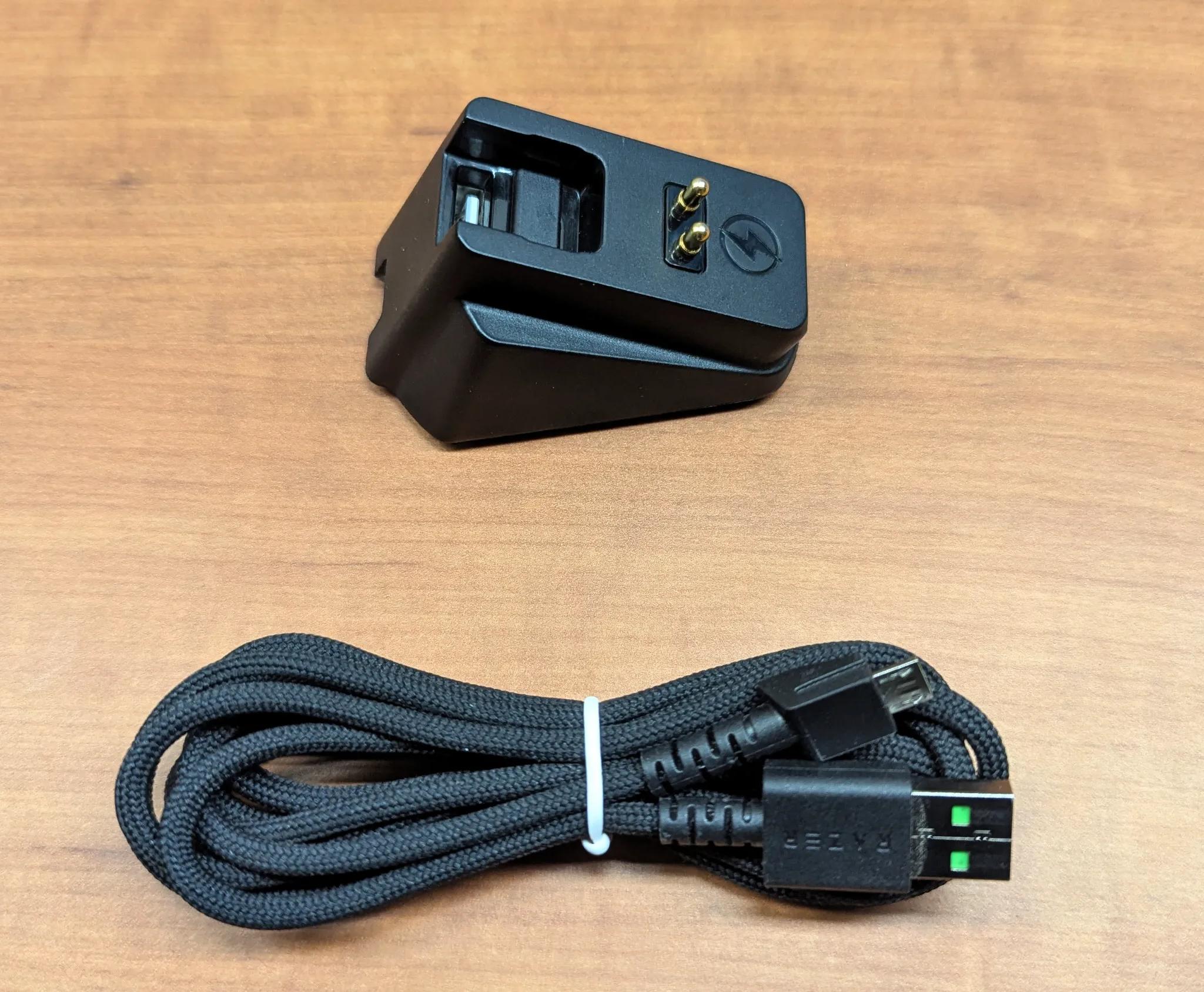 Razer Deathadder V2 Pro Wireless Gaming Mouse W/ Charging Dock