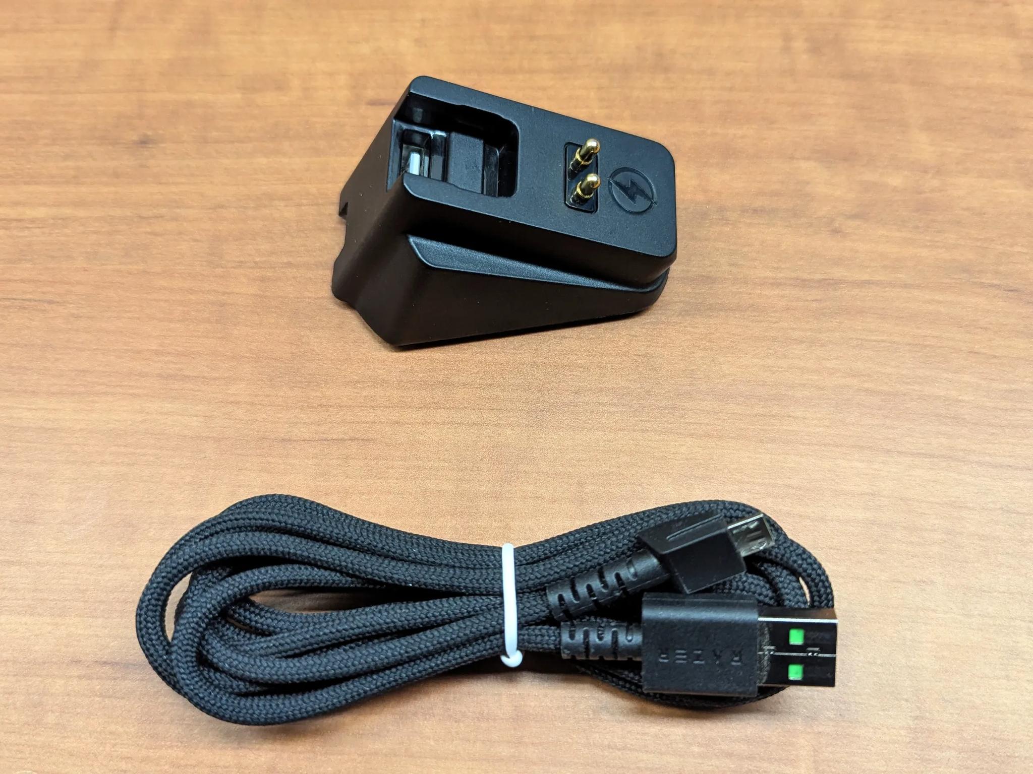 Razer Deathadder V2 Pro Wireless Gaming Mouse W/ Charging Dock
