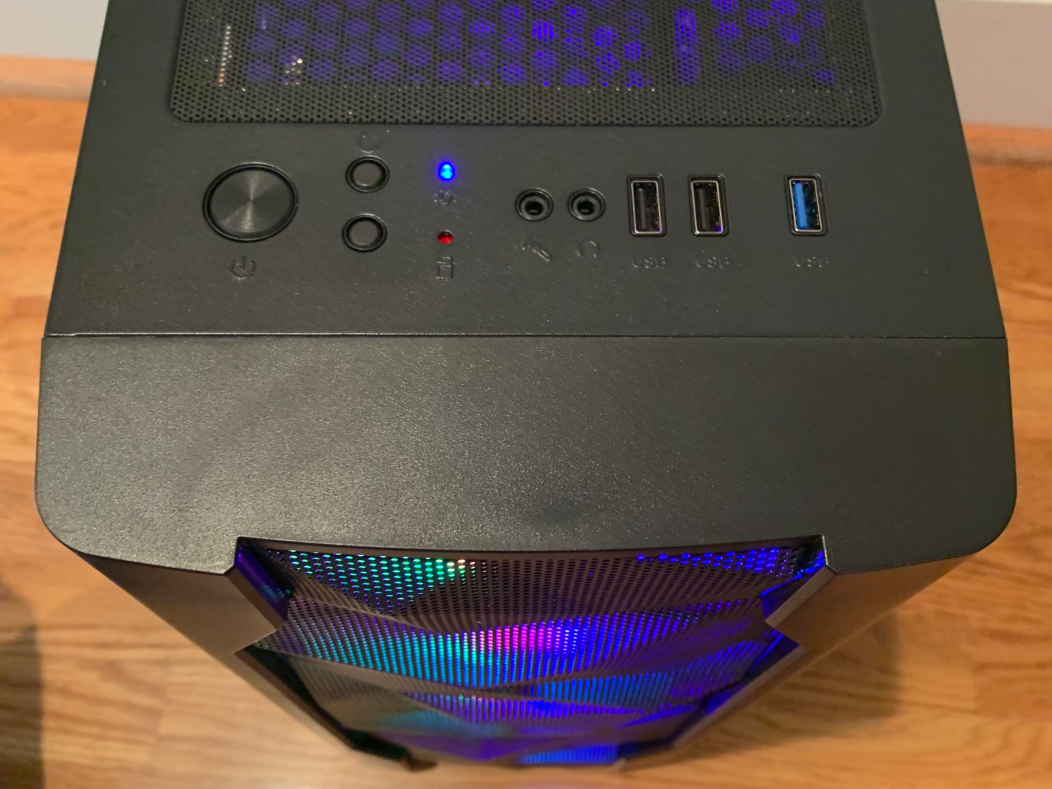 NEW i5 12600KF RX 7700 XT 12GB WI-FI STREAMING/GAMING PC 1TB SAMSUNG SSD 32GB 3200 MHZ RAM WINDOWS