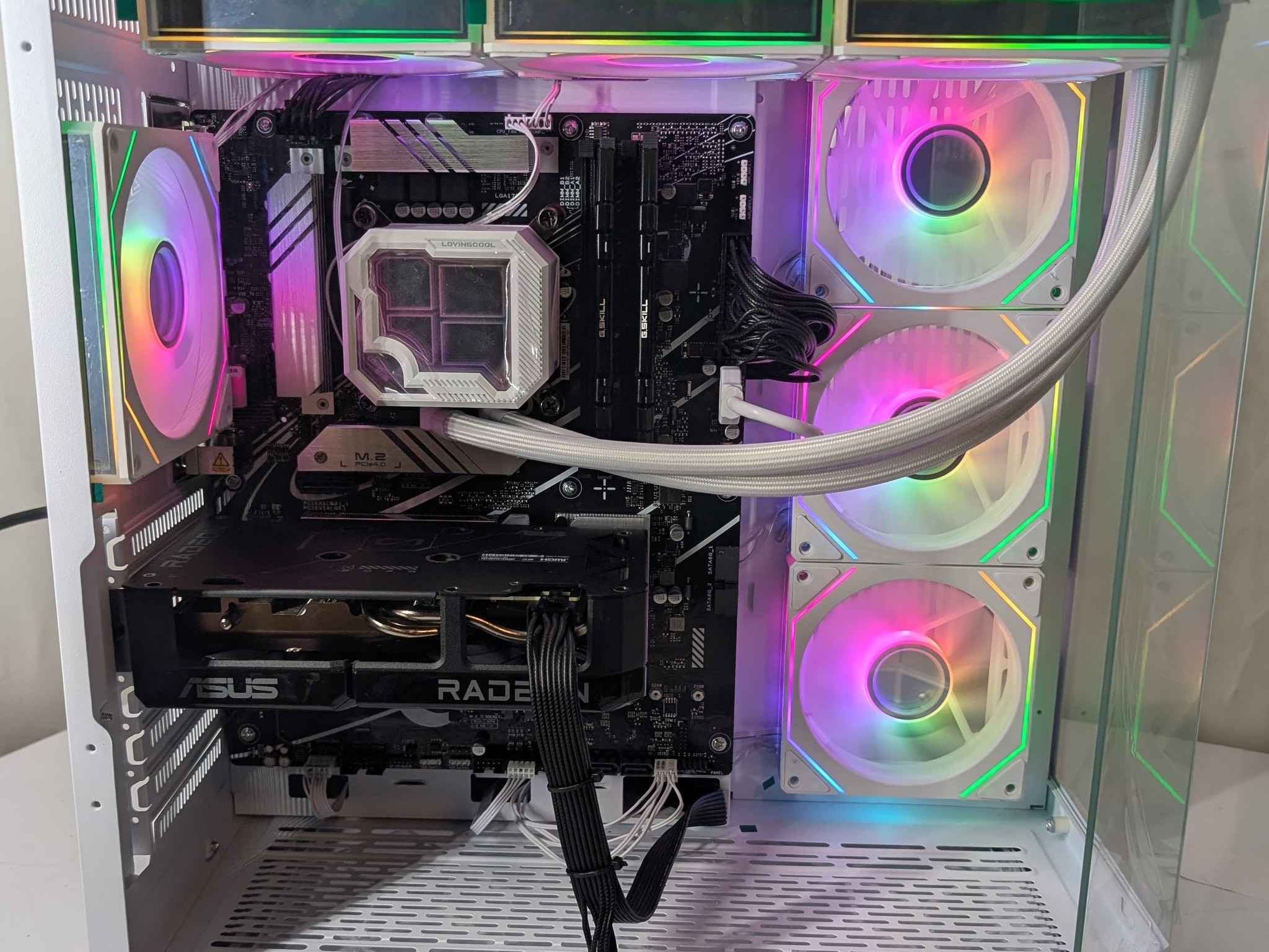 9060XT 16GB | I7 12700KF | 32GB DDR4 | 1TB NVME | 650W