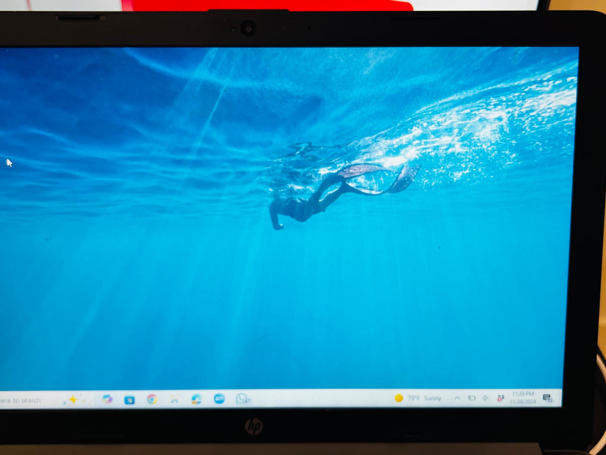 GOOD LAPTOP FOR KIDS! BUT NEEDS BATTERY CHANGE!!! CHEAP CHEAP PRICE