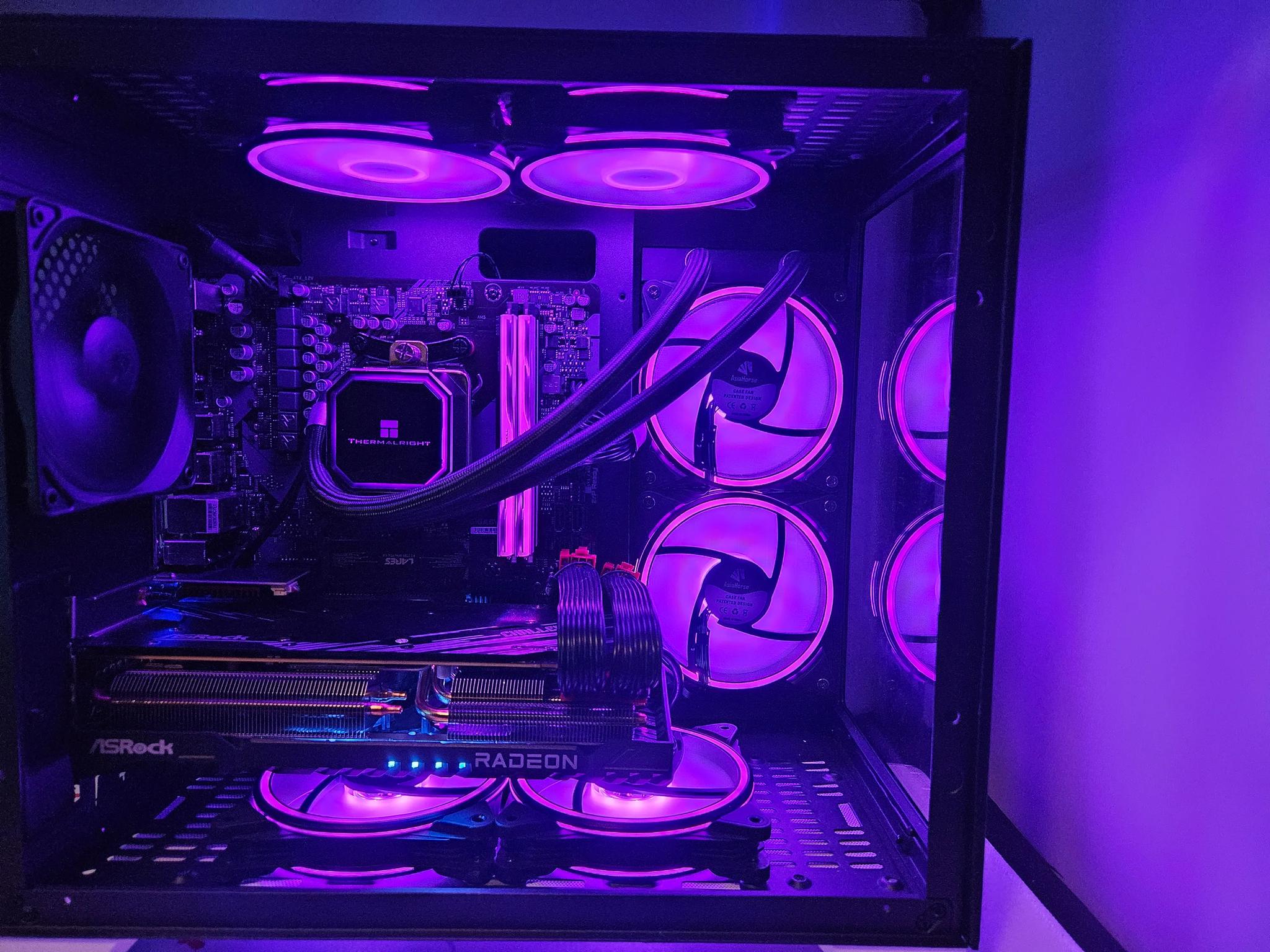 Demo unit sale! Liquid cooled Ryzen 9 7900x / 64GB DDR5 / 1TB SSD / RX 7800 XT 16GB