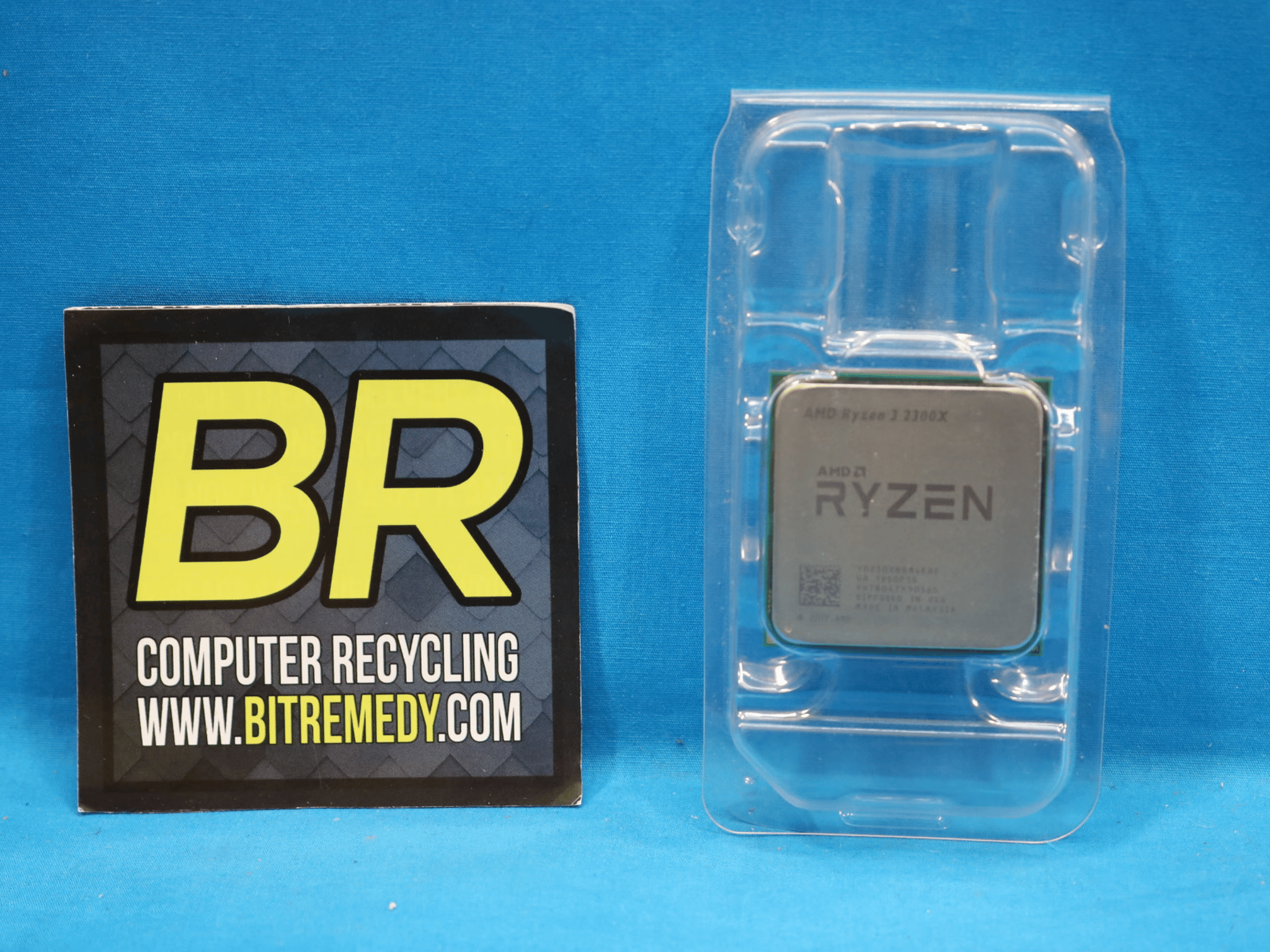 AMD Ryzen 3 2300X 3.50-4.00GHz Socket AM4 Quad-Core 8MB Desktop CPU YD230XBBM4KAF