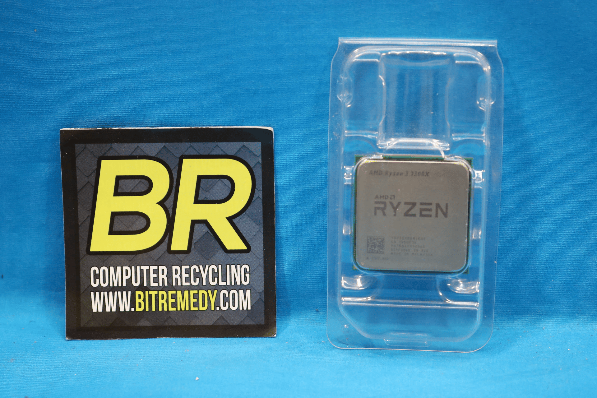 AMD Ryzen 3 2300X 3.50-4.00GHz Socket AM4 Quad-Core 8MB Desktop CPU YD230XBBM4KAF